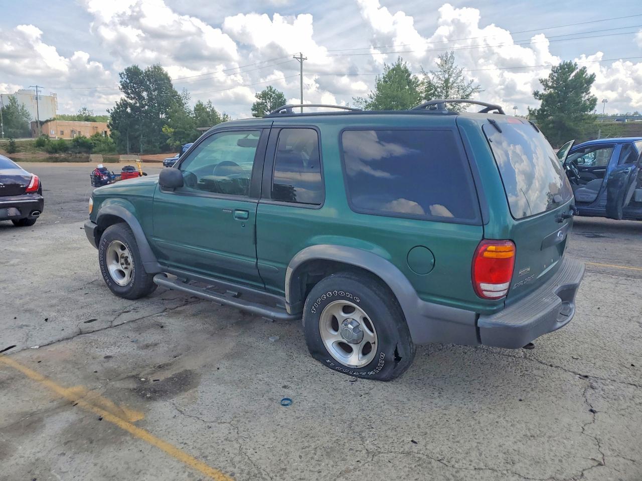1999 Ford Explorer Green vin: 1FMYU24E5XUB02708