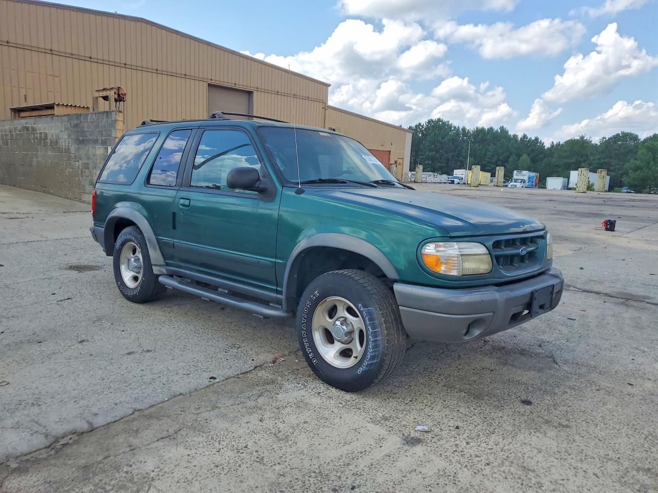1999 Ford Explorer Green vin: 1FMYU24E5XUB02708