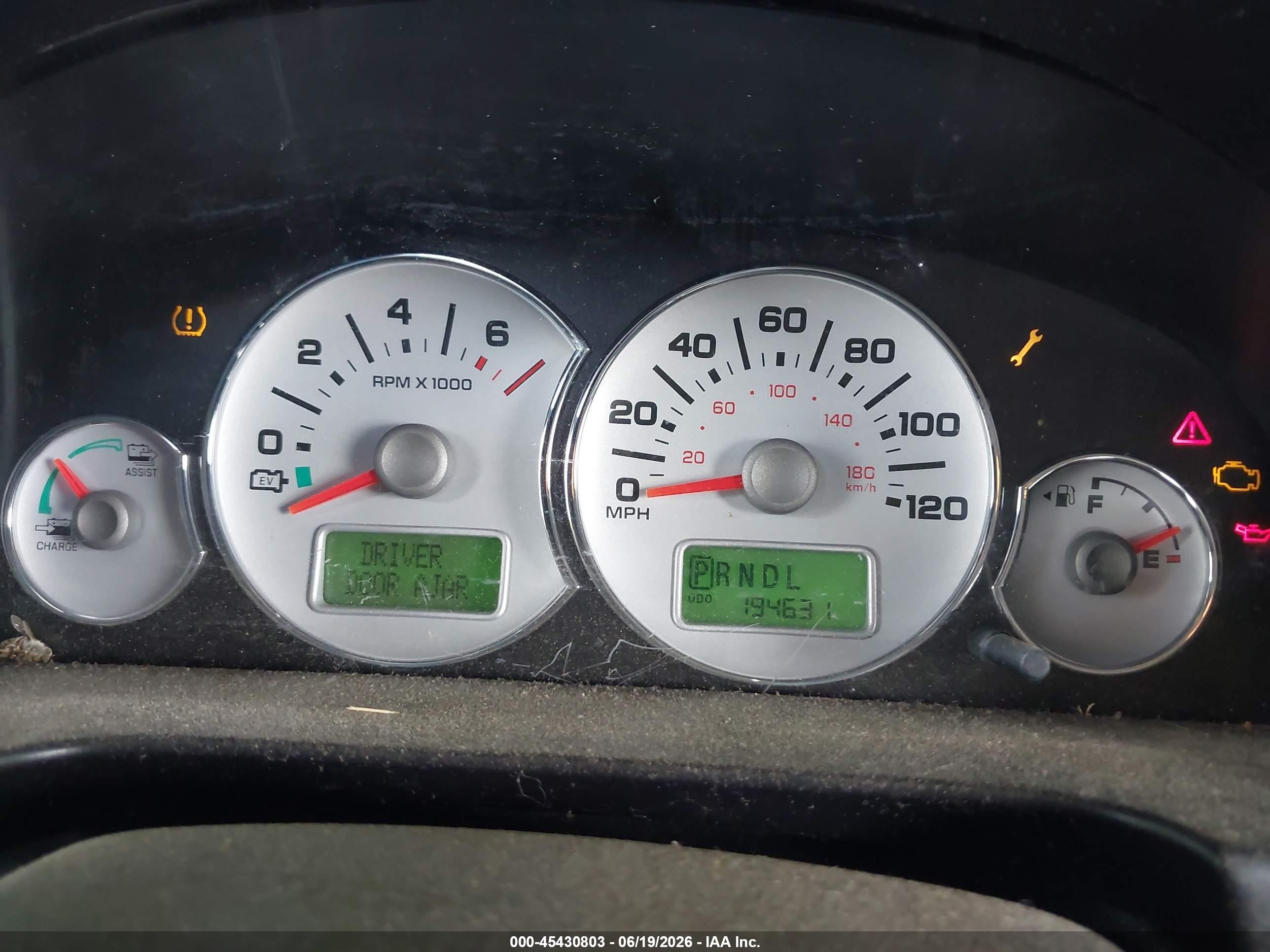 2007 Ford Escape Hybrid   Green vin: 1FMYU49H37KB26242