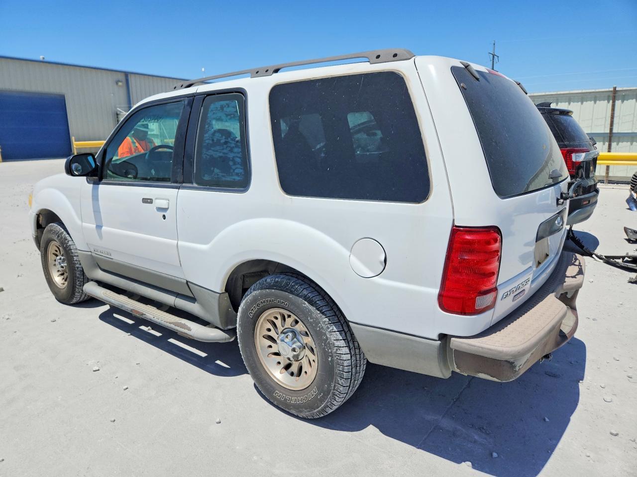 2001 Ford Explorer Sport White vin: 1FMYU60E41UA89714