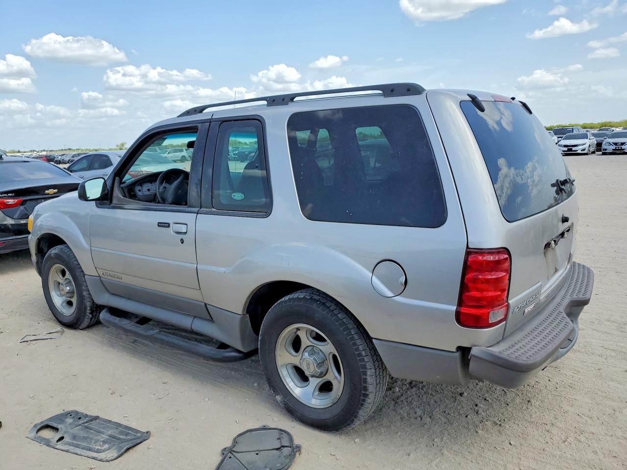 2002 Ford Explorer Sport Silver vin: 1FMYU60E72UD38380