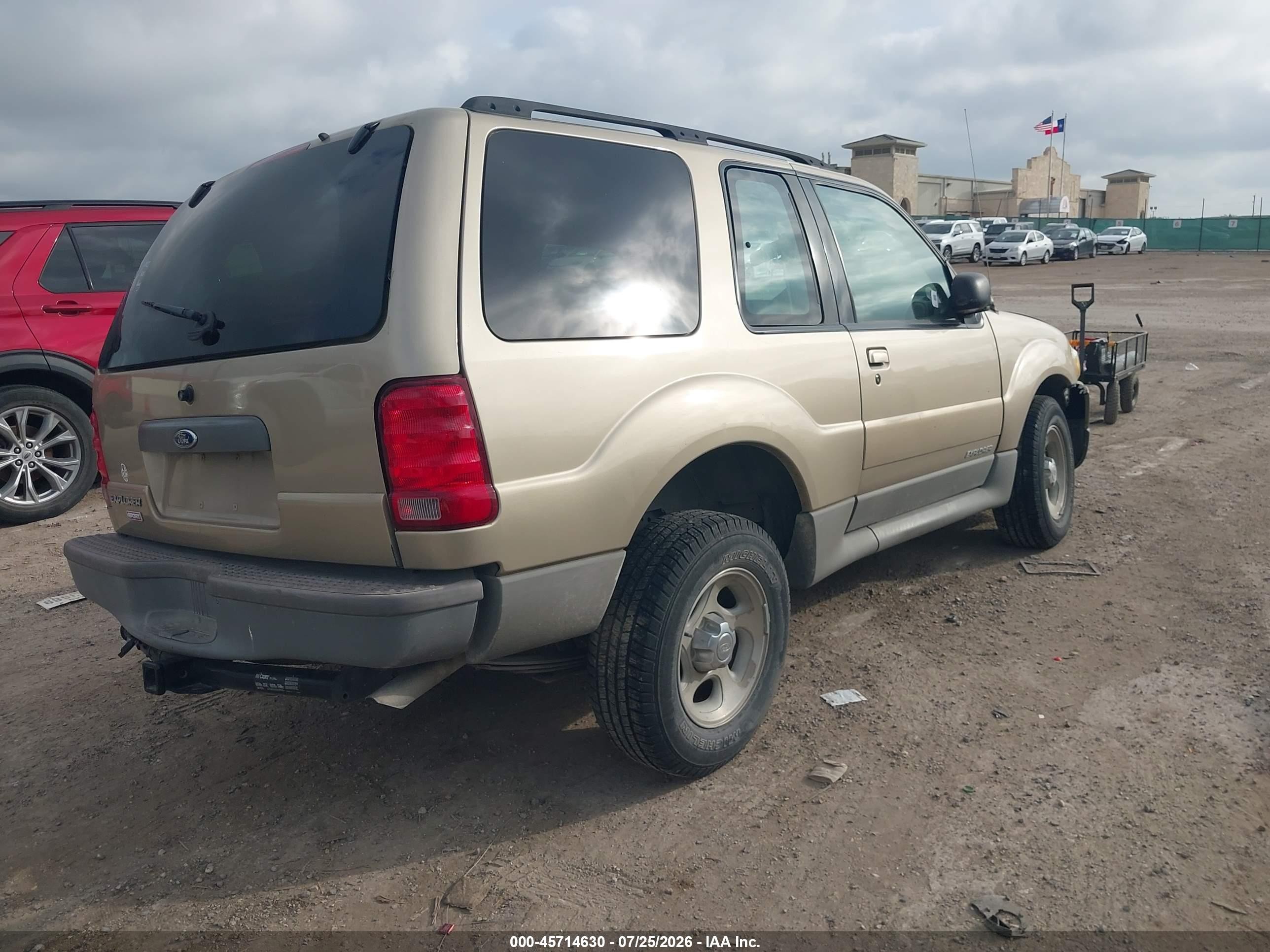 2002 Ford Explorer Sport   Beige vin: 1FMYU60E92UD51017