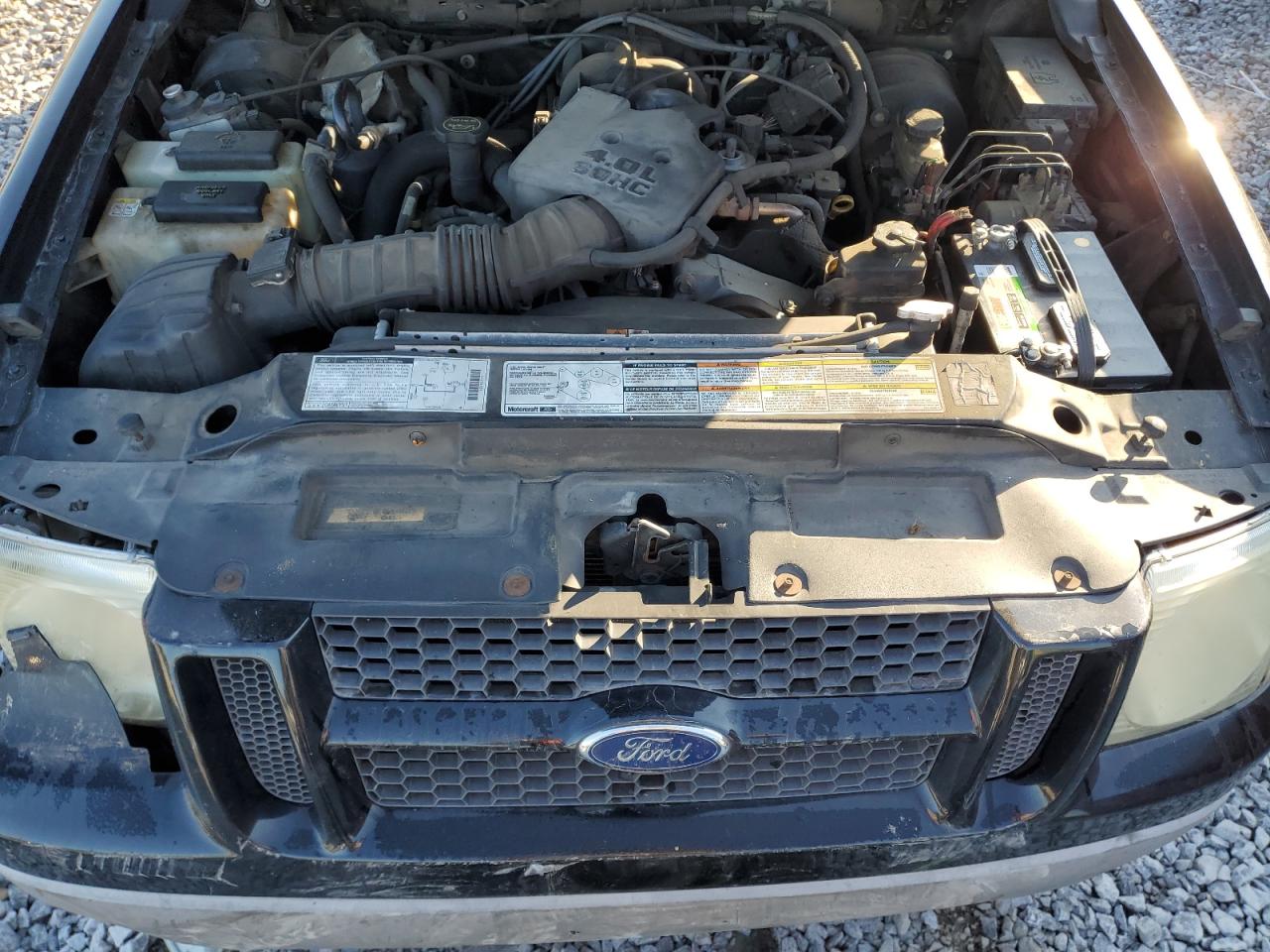 2002 Ford Explorer Sport Black vin: 1FMYU60EX2UC68244