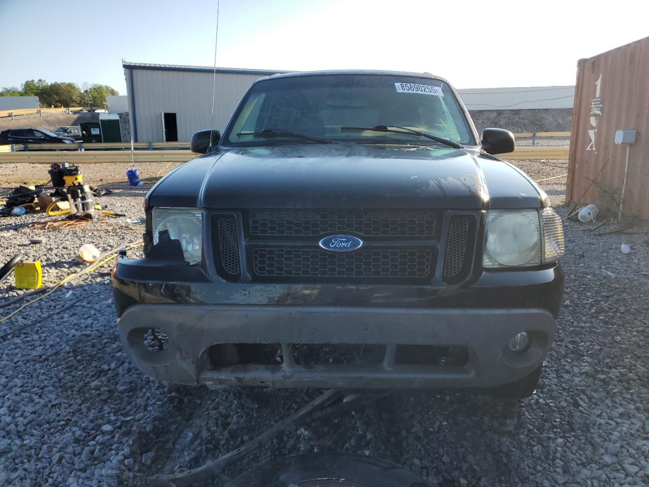 2002 Ford Explorer Sport Black vin: 1FMYU60EX2UC68244