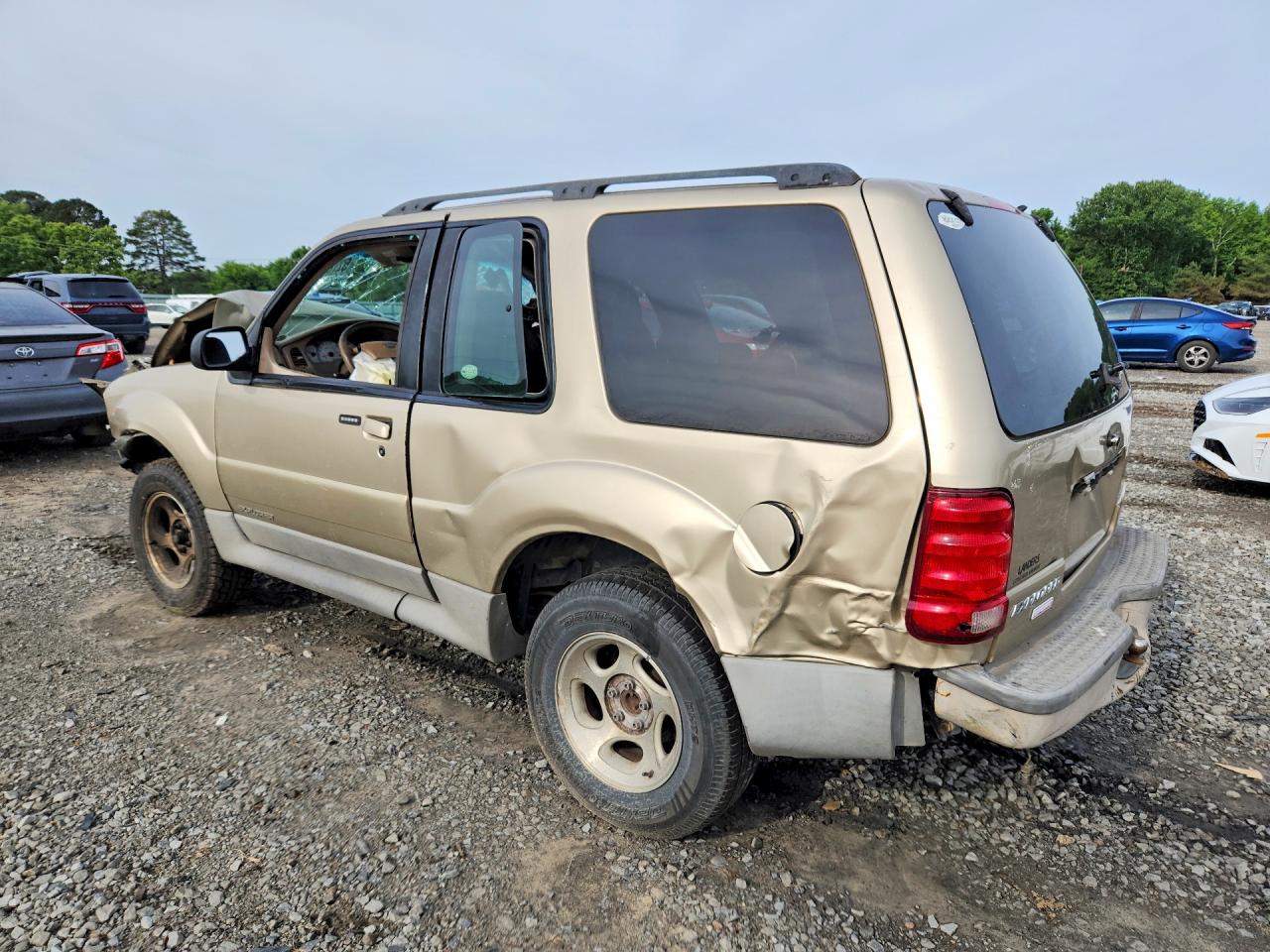 2002 Ford Explorer Sport Tan vin: 1FMYU60EX2UC80863