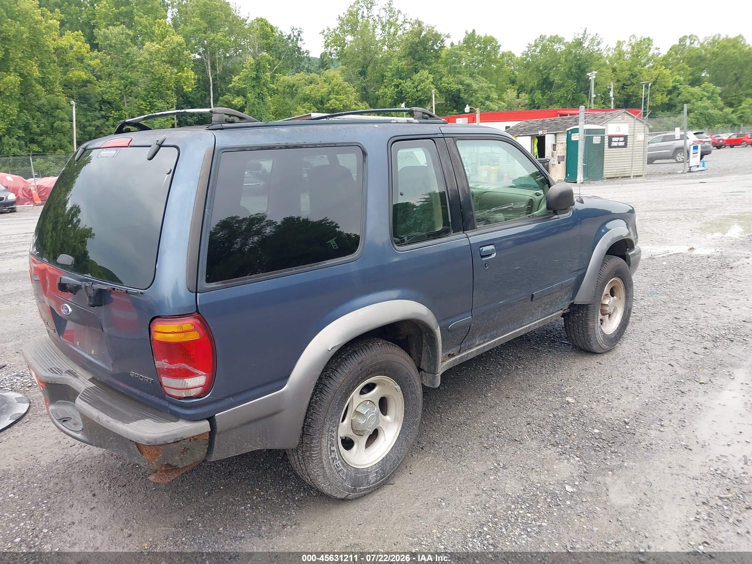 2000 Ford Explorer Sport Blue vin: 1FMYU70E2YUB04212