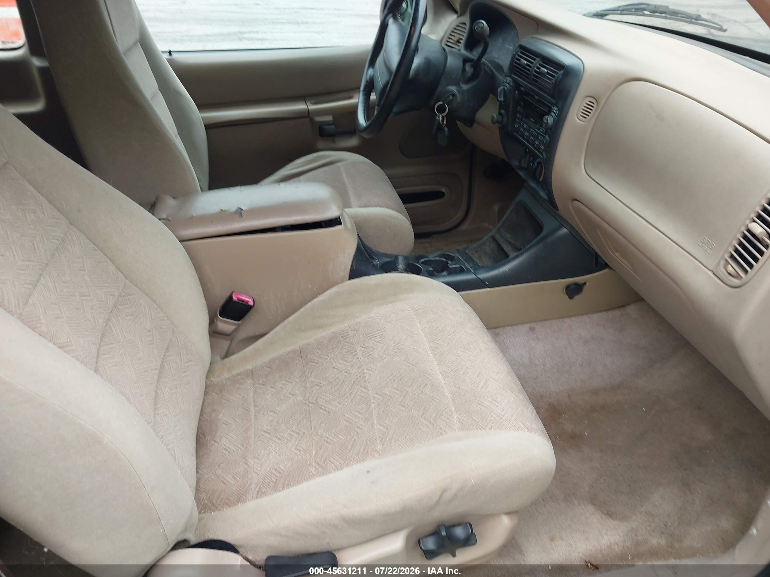 2000 Ford Explorer Sport Blue vin: 1FMYU70E2YUB04212