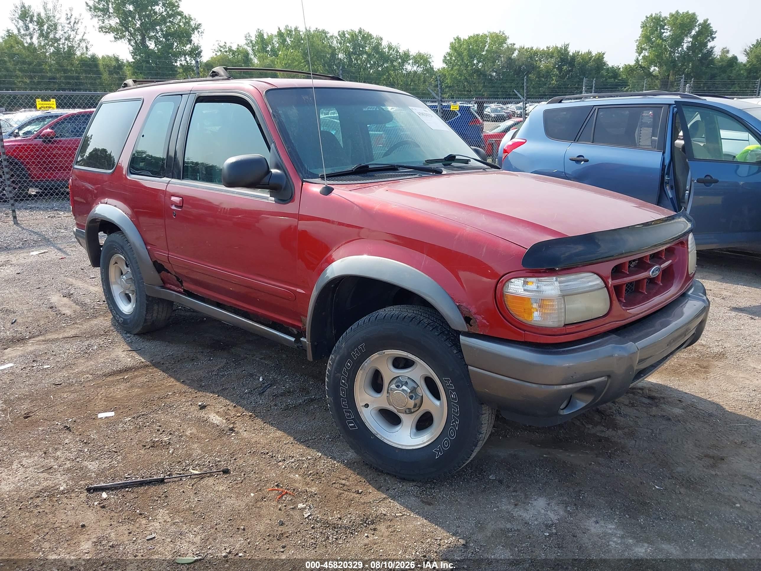 2000 Ford Explorer Sport Red vin: 1FMYU70E6YUA20734