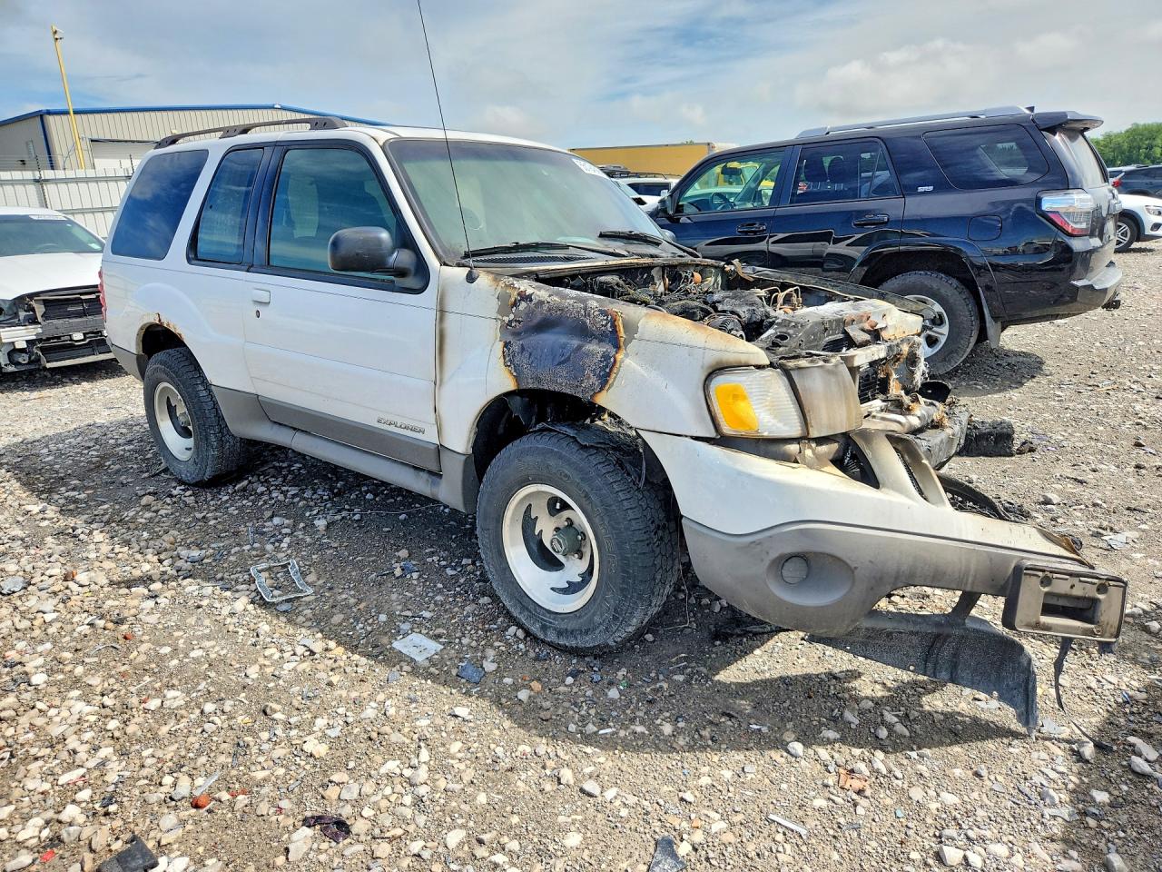 2001 Ford Explorer Sport White vin: 1FMYU70E91UB87238