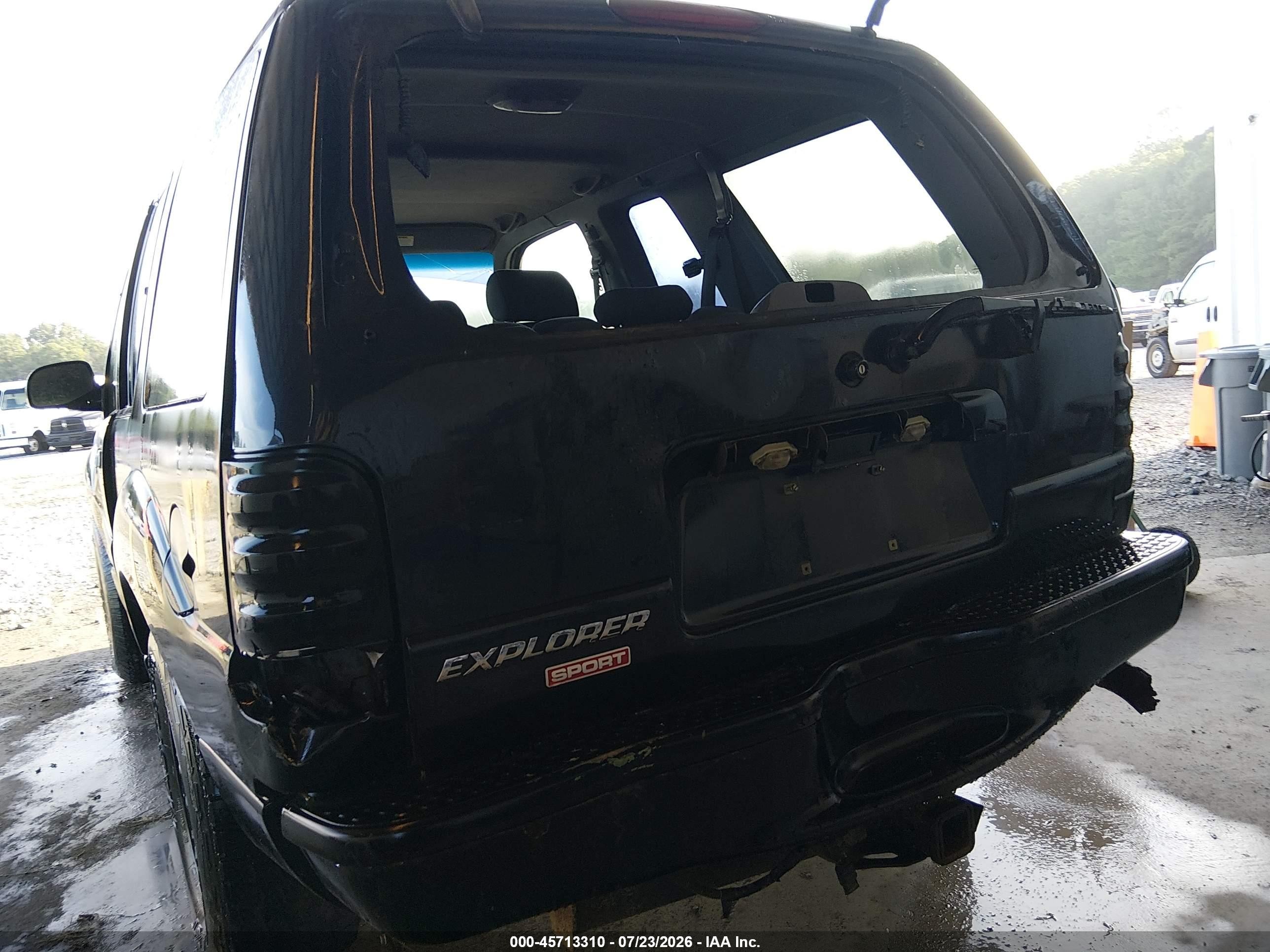 2002 Ford Explorer Sport   Black vin: 1FMYU70E92UC02502