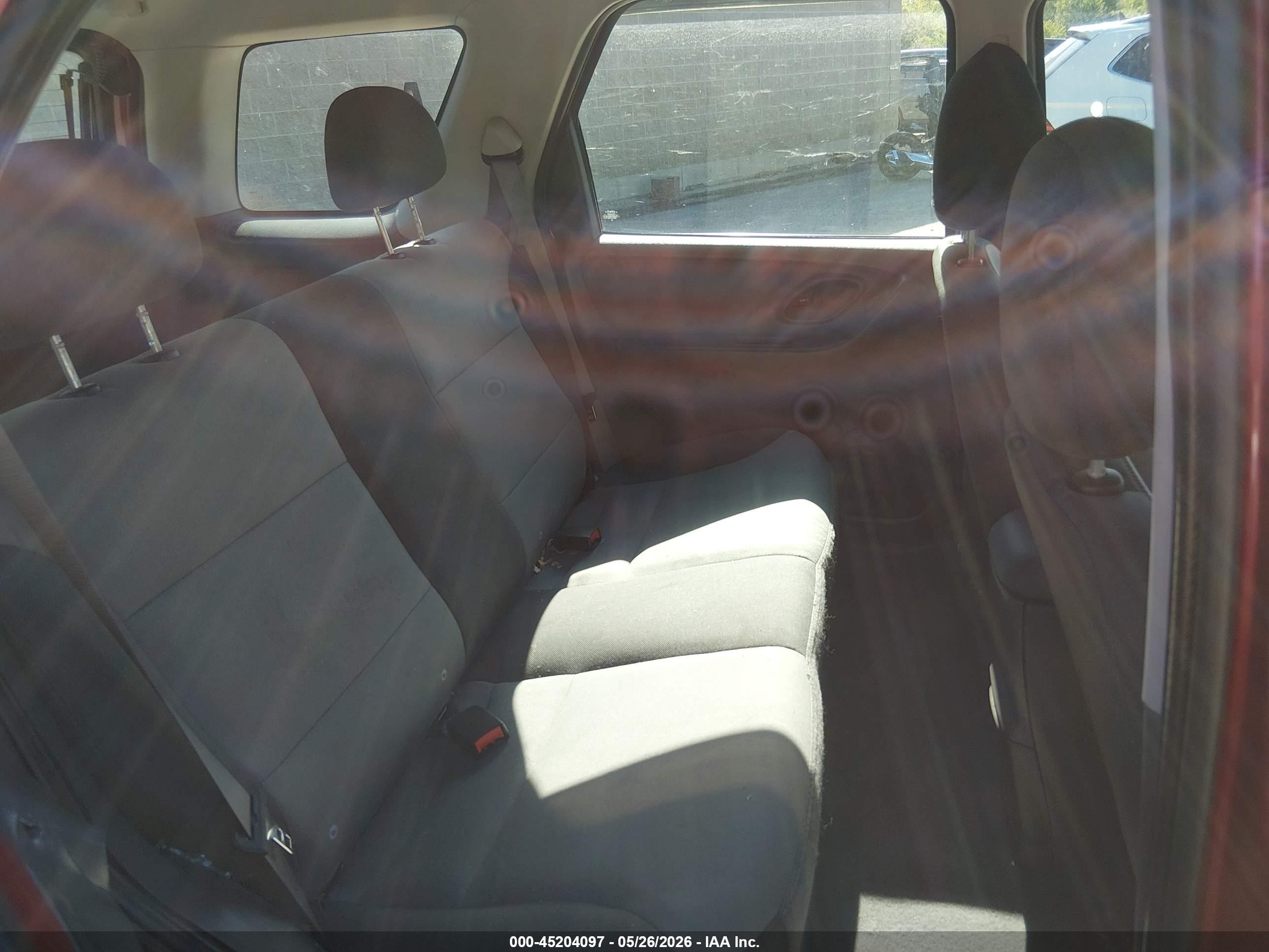 2004 Ford Escape Xls Red vin: 1FMYU92144KB35294