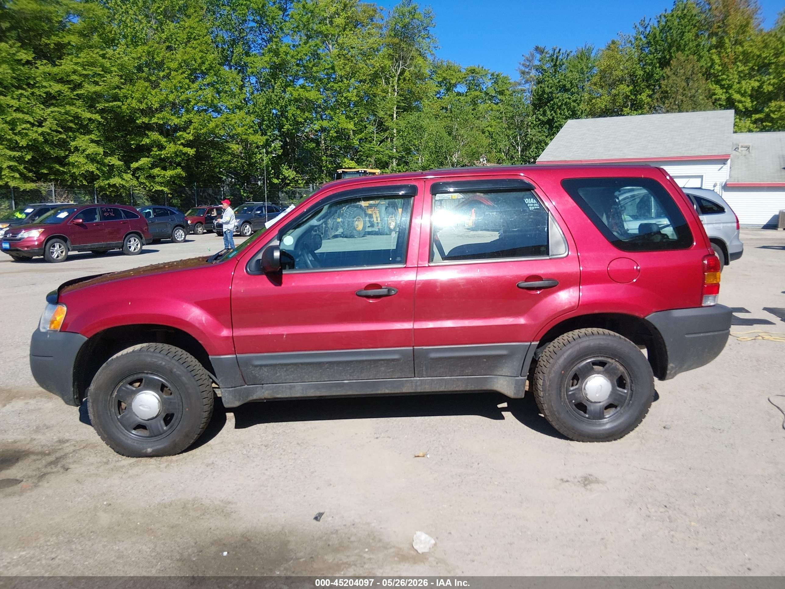 2004 Ford Escape Xls Red vin: 1FMYU92144KB35294