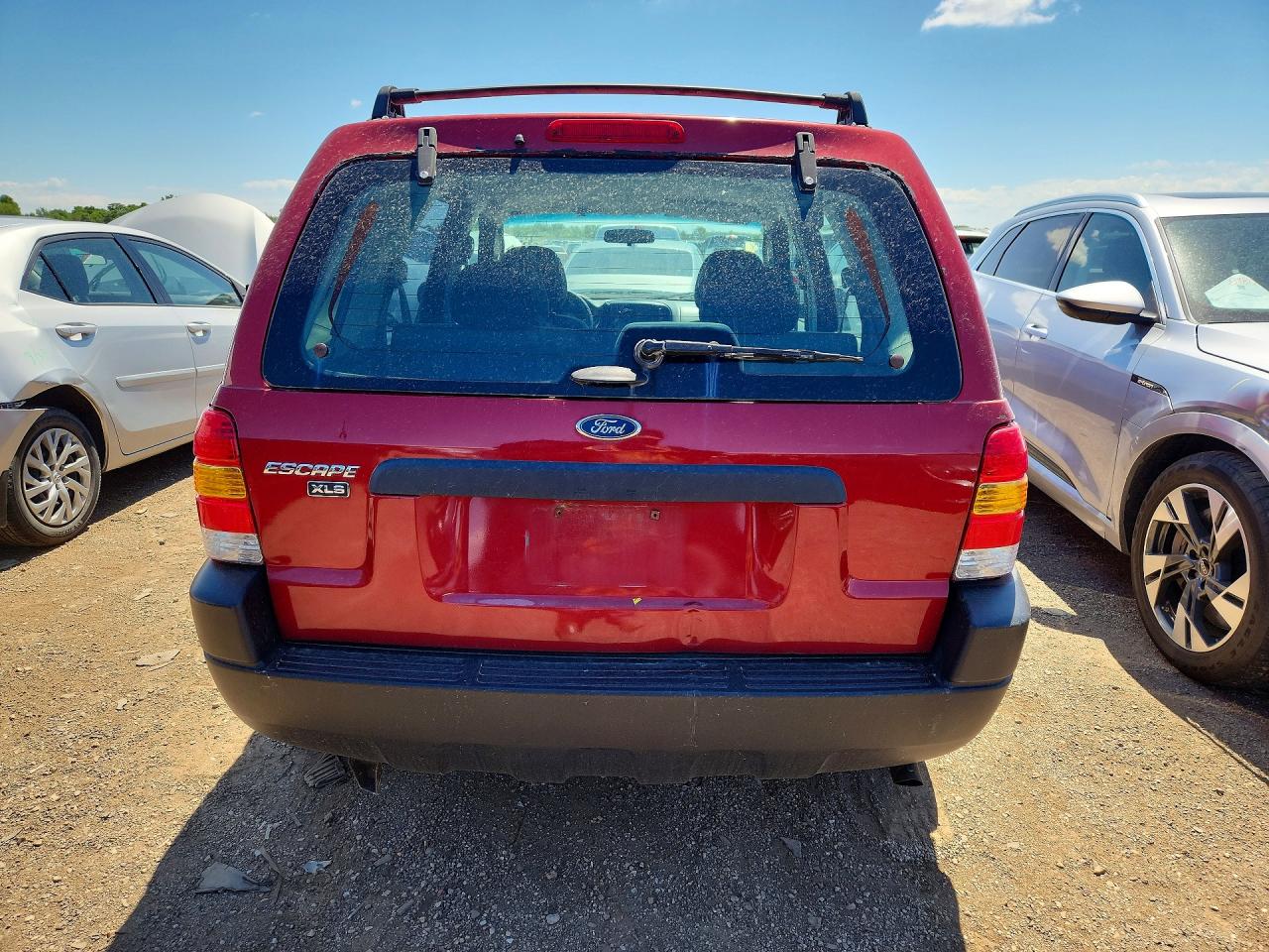 2003 Ford Escape Xls Red vin: 1FMYU92173KA01118