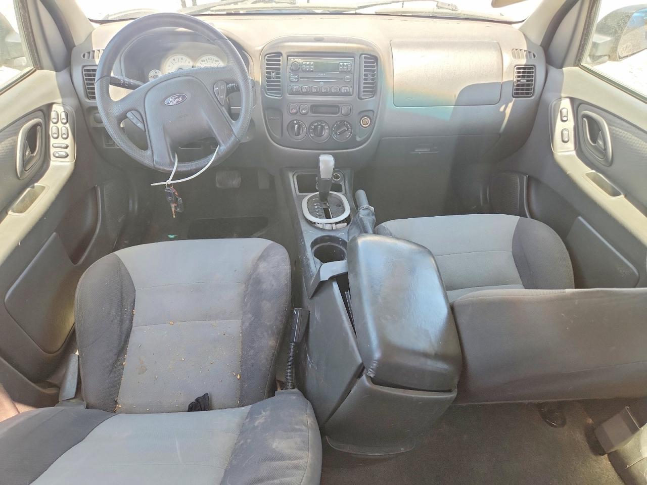 2005 Ford Escape Xls Silver vin: 1FMYU92Z05KC44536