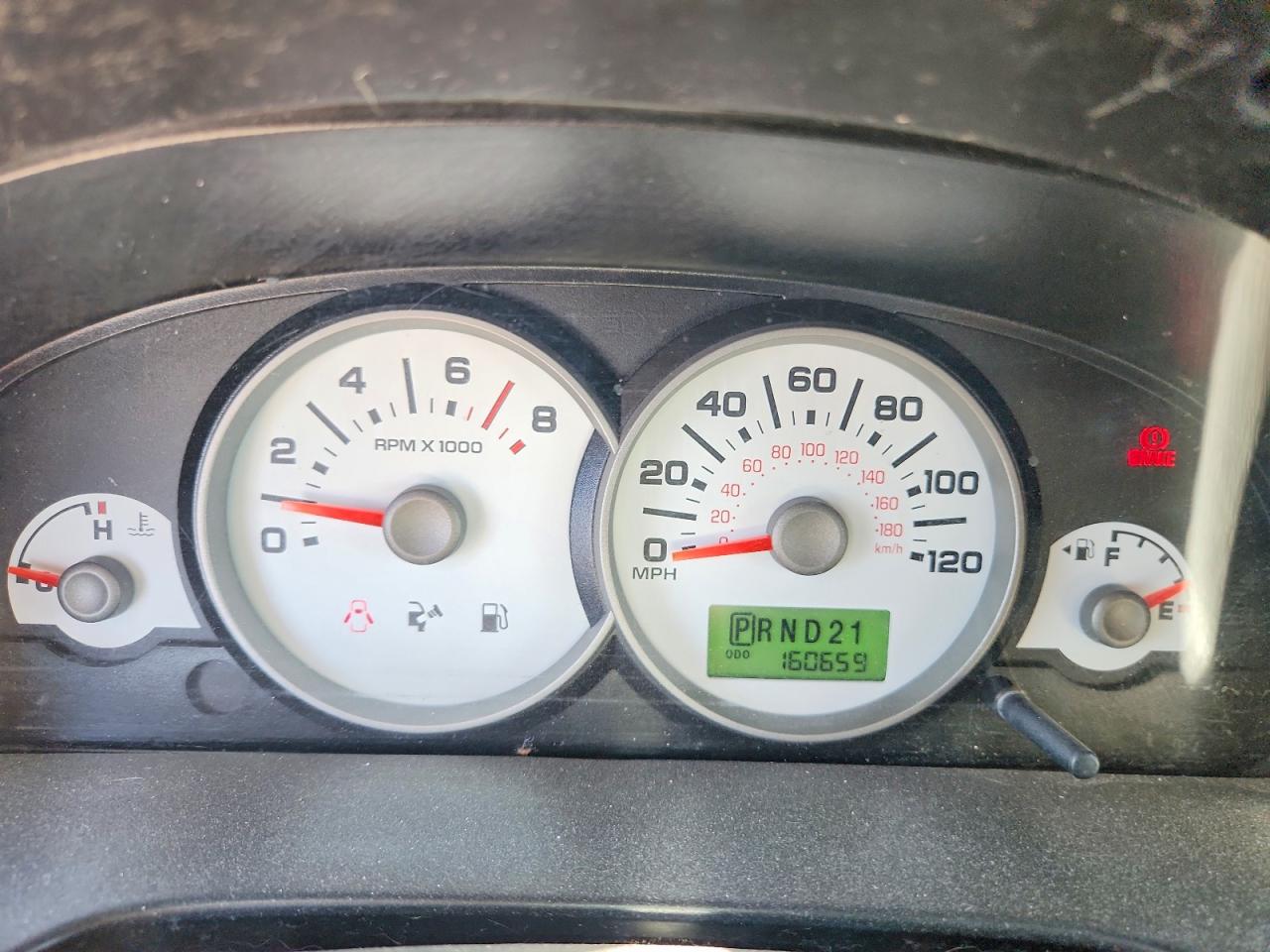 2005 Ford Escape Xls Silver vin: 1FMYU92Z05KC44536