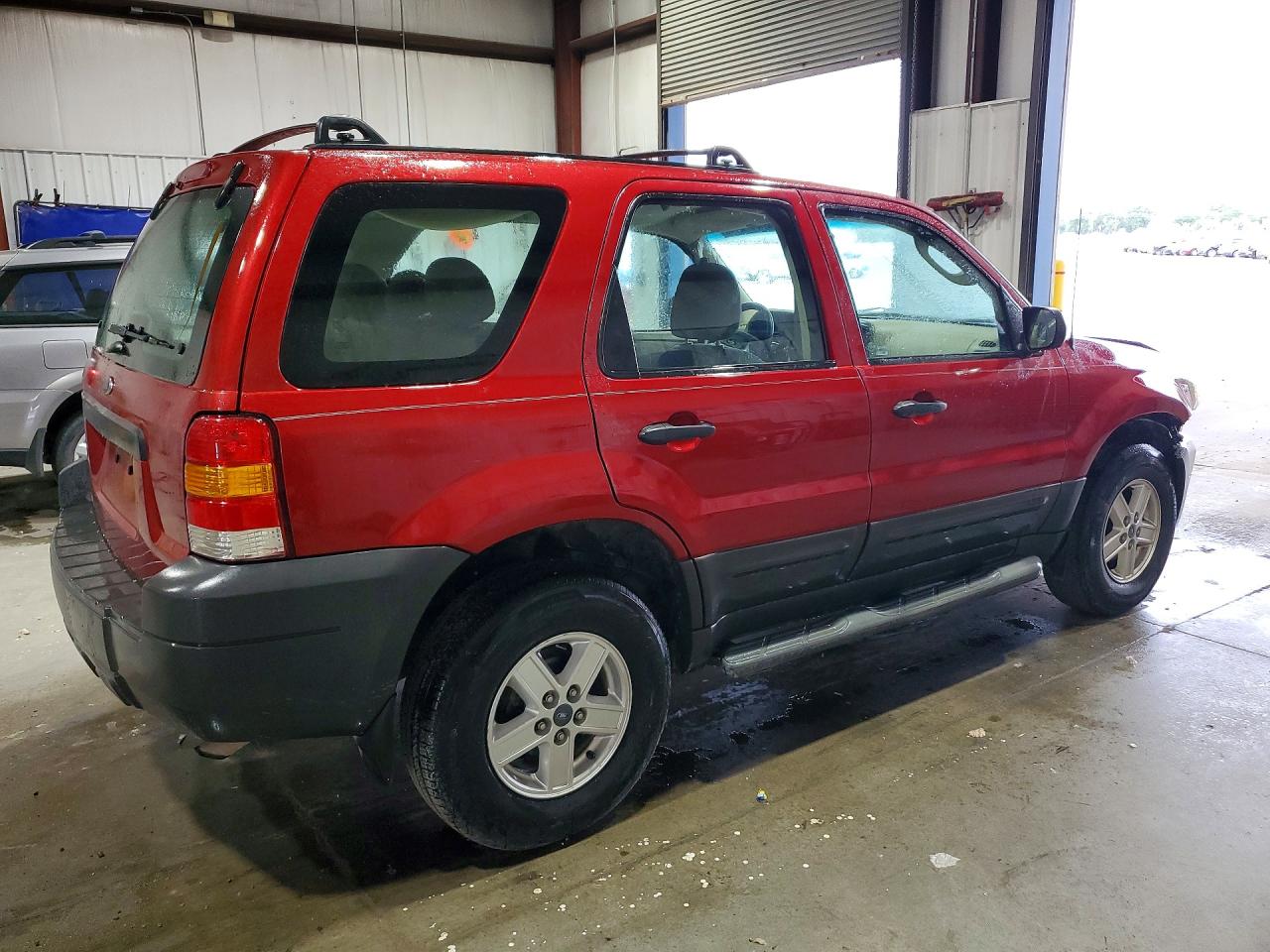 2007 Ford Escape Xls Burgundy vin: 1FMYU92Z17KA40847