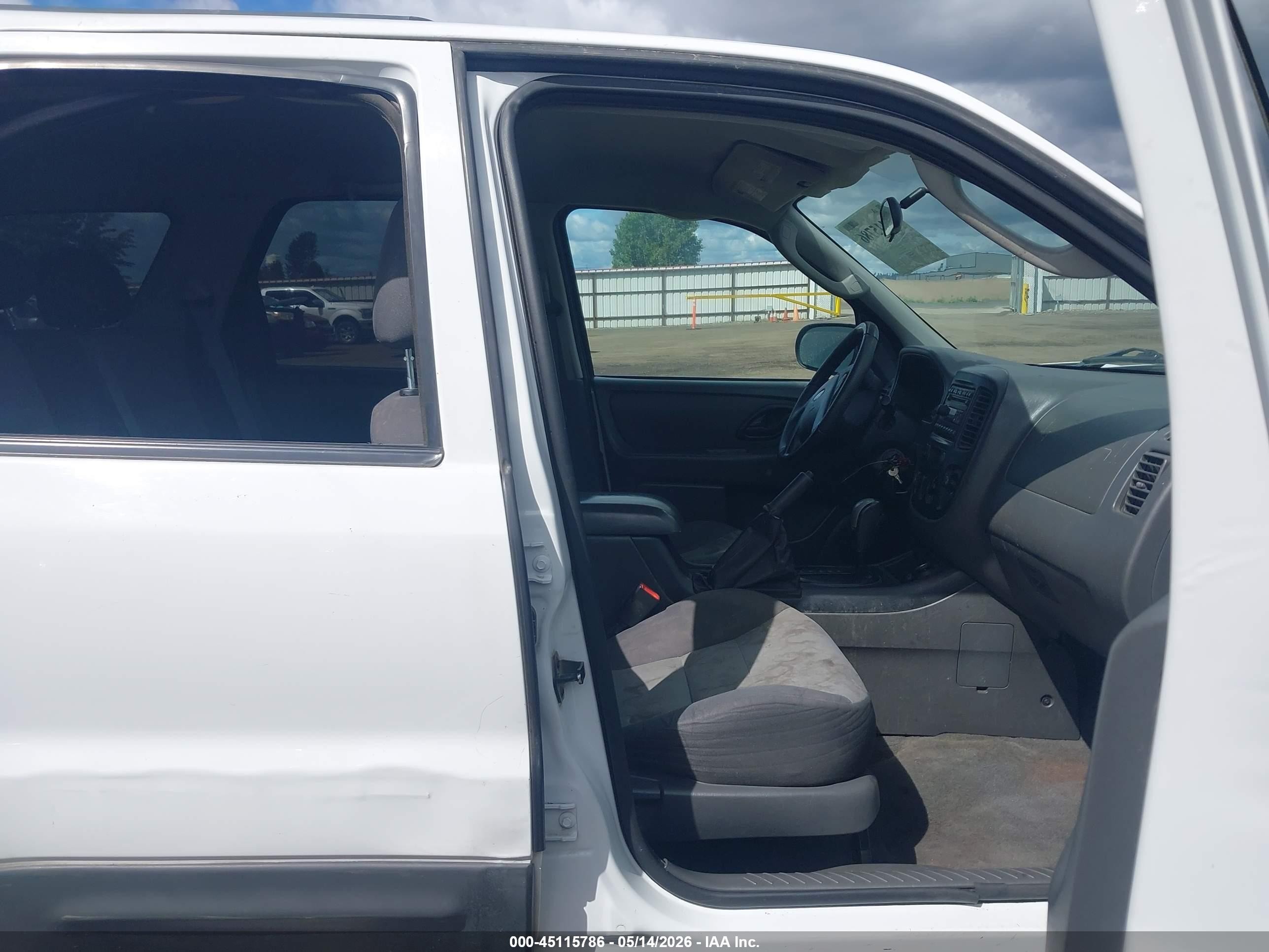 2007 Ford Escape Xls/xls Manual Белый vin: 1FMYU92Z37KA11236