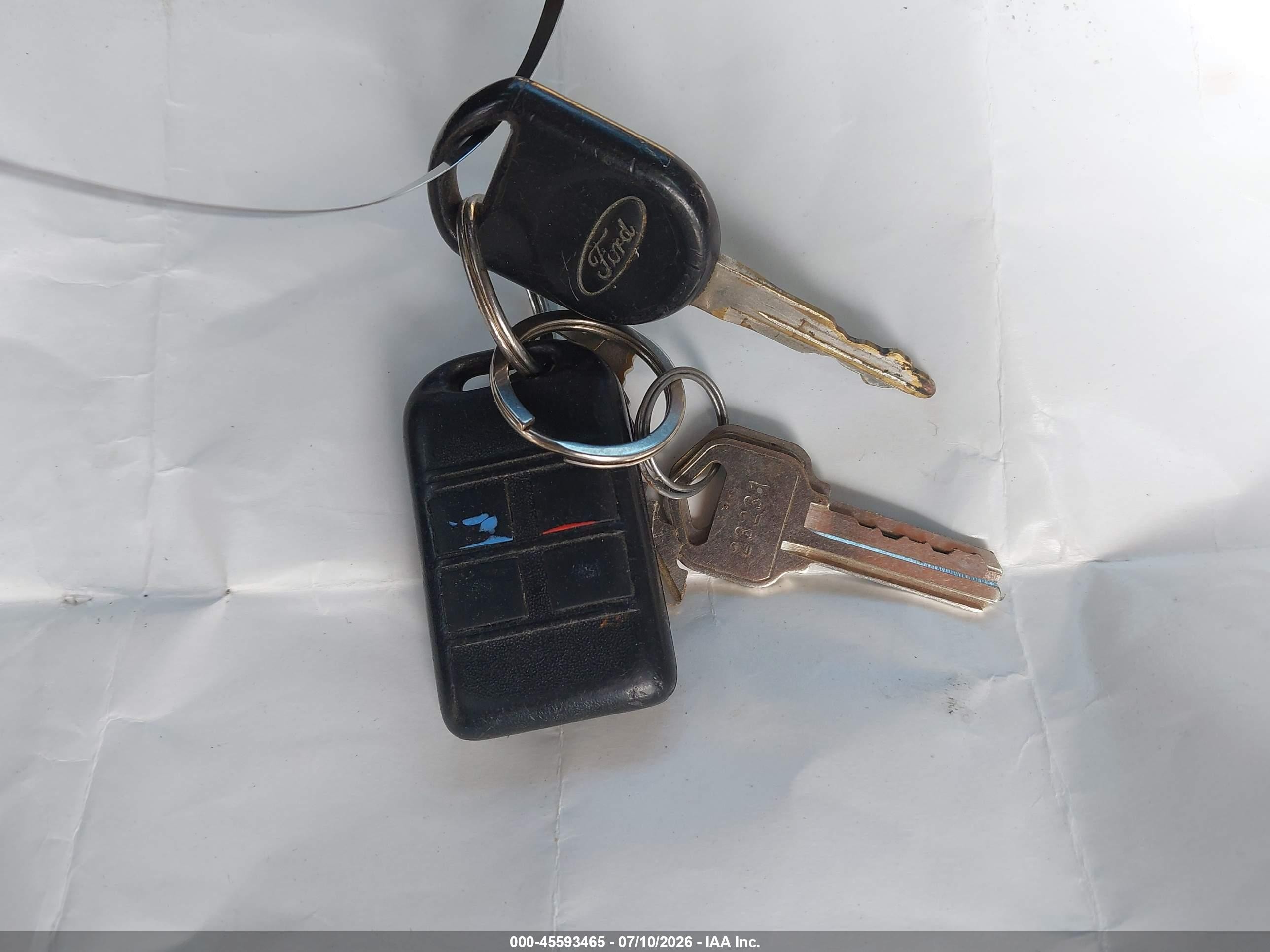 2005 Ford Escape Xls Silver vin: 1FMYU92Z45KC28923