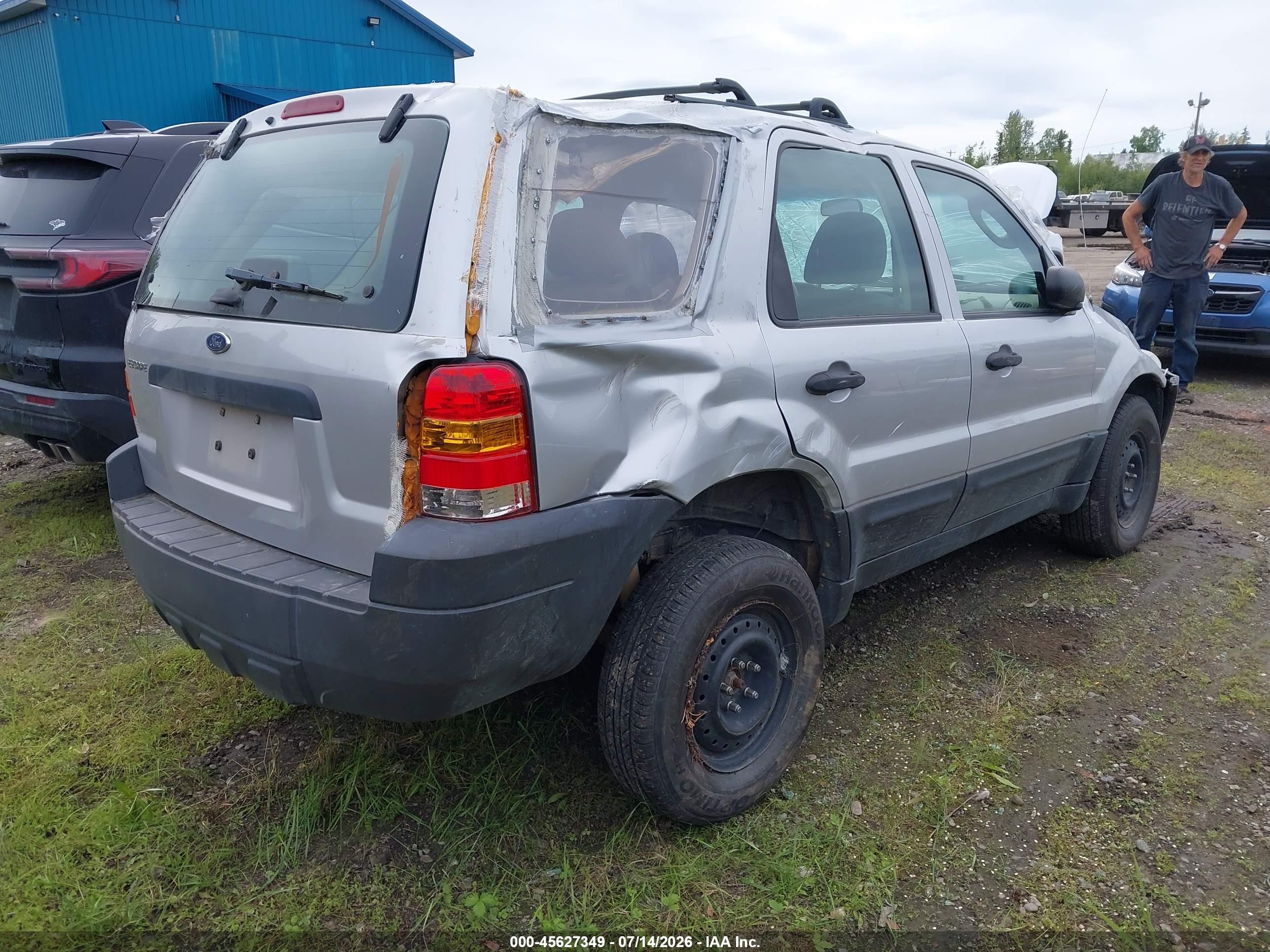 2005 Ford Escape Xls Silver vin: 1FMYU92Z55KA02339
