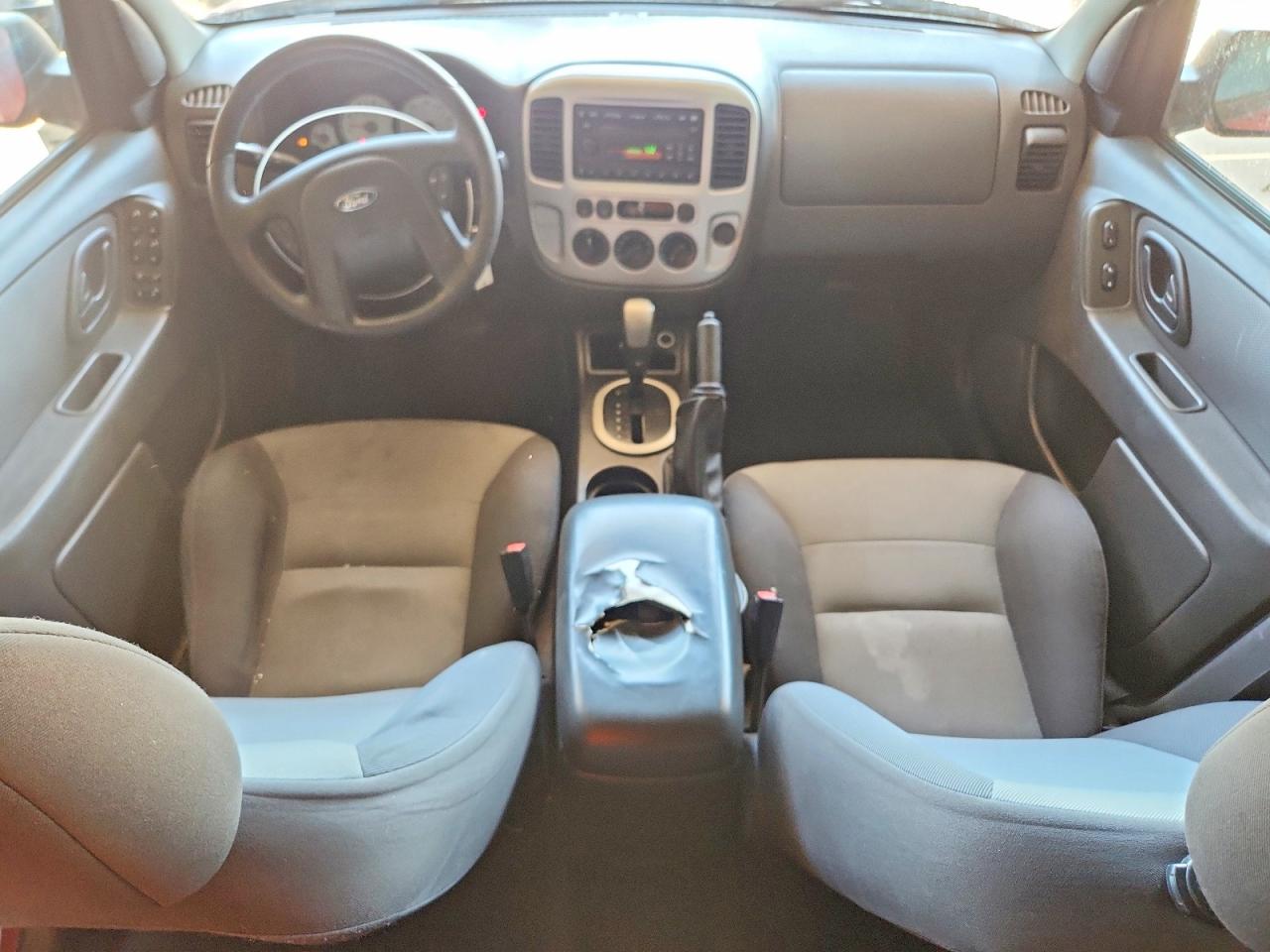 2005 Ford Escape Xls Black vin: 1FMYU92Z65KC72891