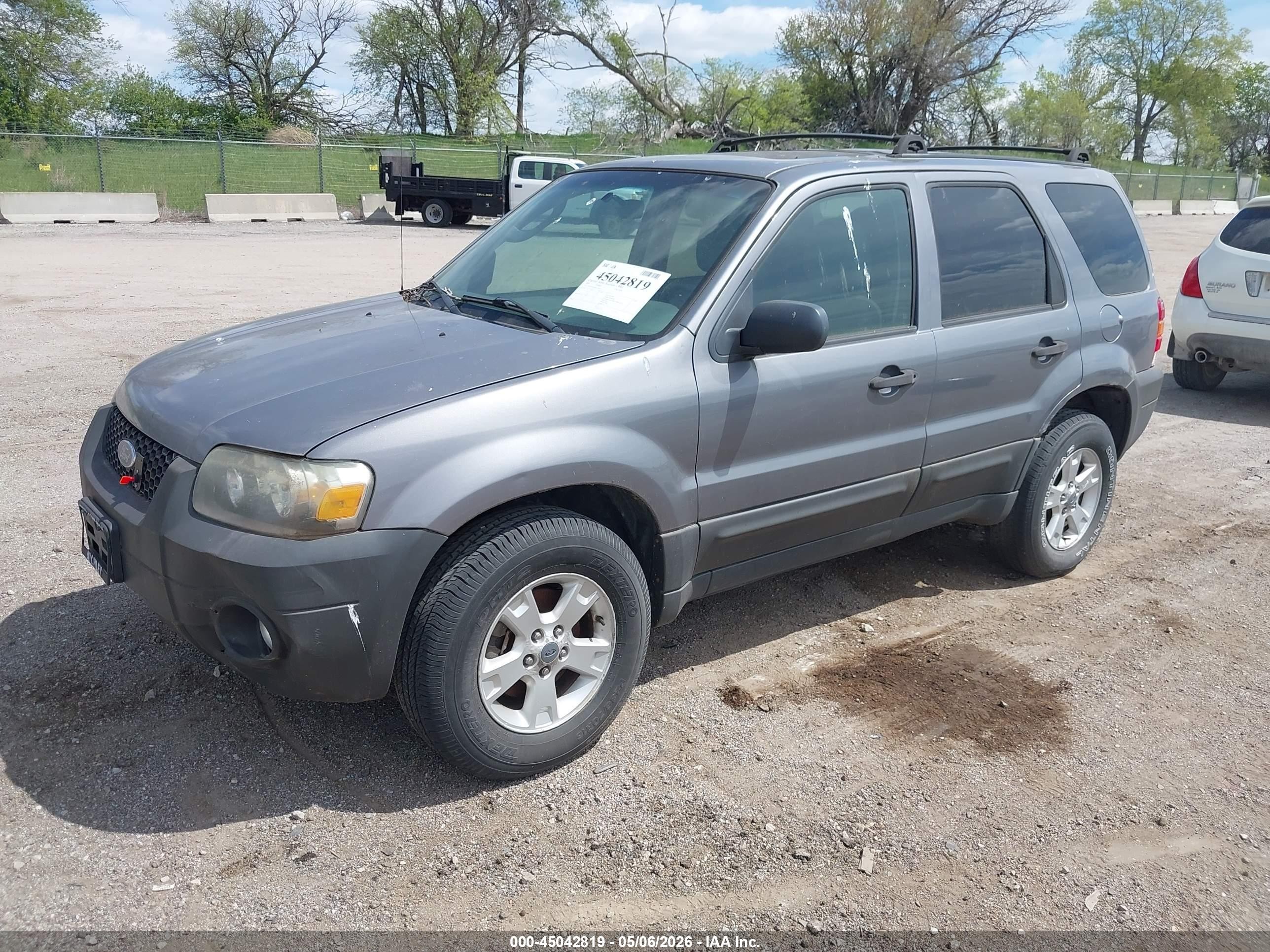 2007 Ford Escape Xlt/xlt Sport Gray vin: 1FMYU93107KA24812