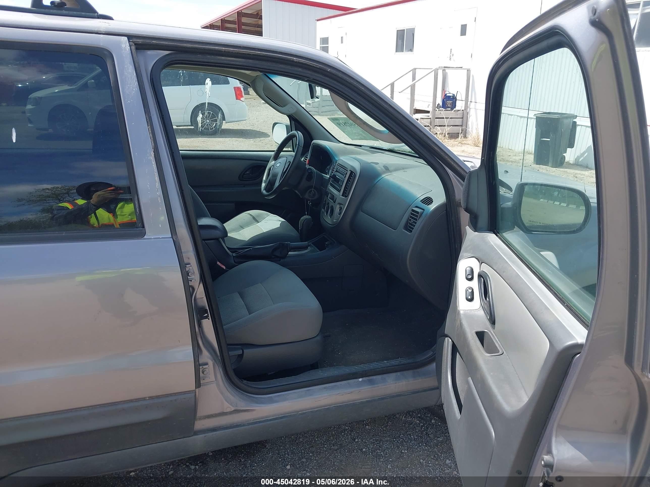 2007 Ford Escape Xlt/xlt Sport Gray vin: 1FMYU93107KA24812