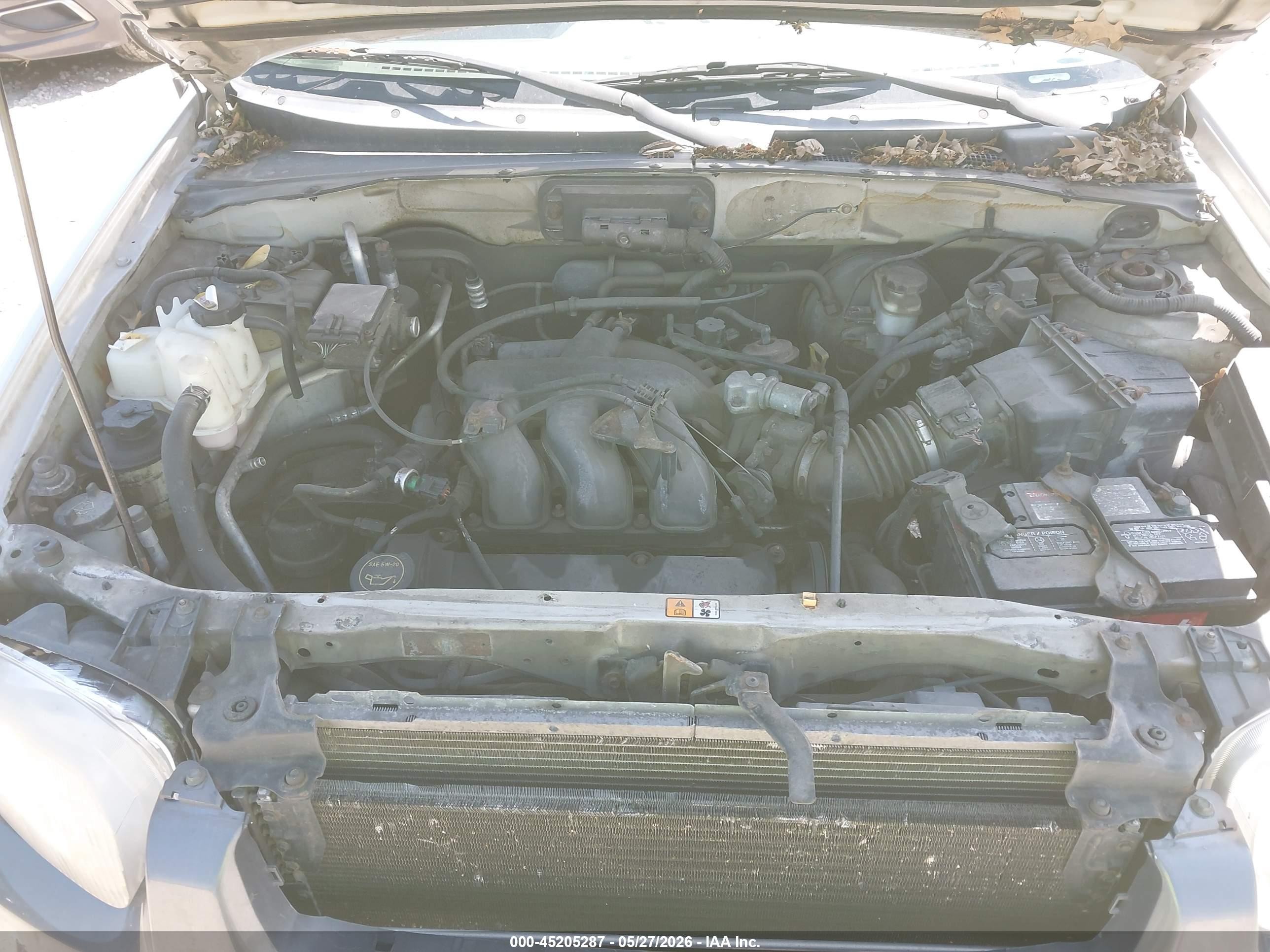 2003 Ford Escape Xlt Silver vin: 1FMYU93113KA39443