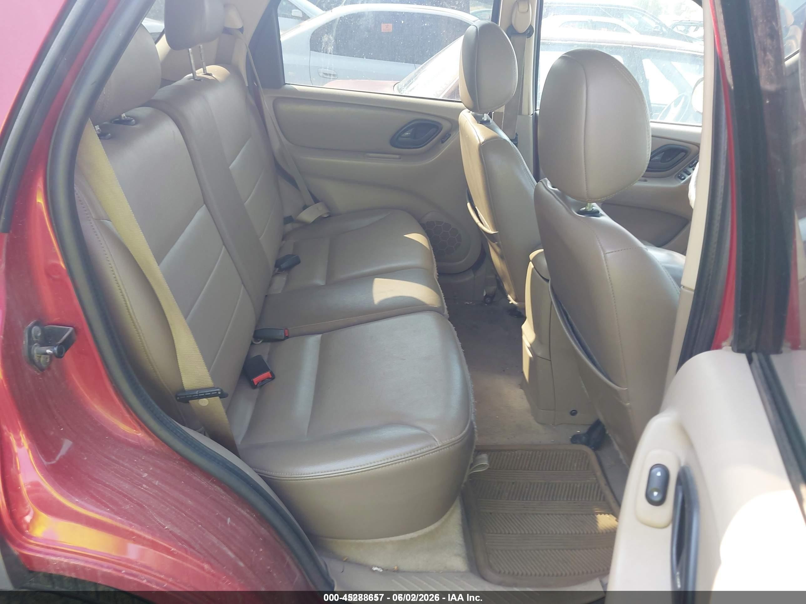 2004 Ford Escape Xlt Красный vin: 1FMYU93114KB38538