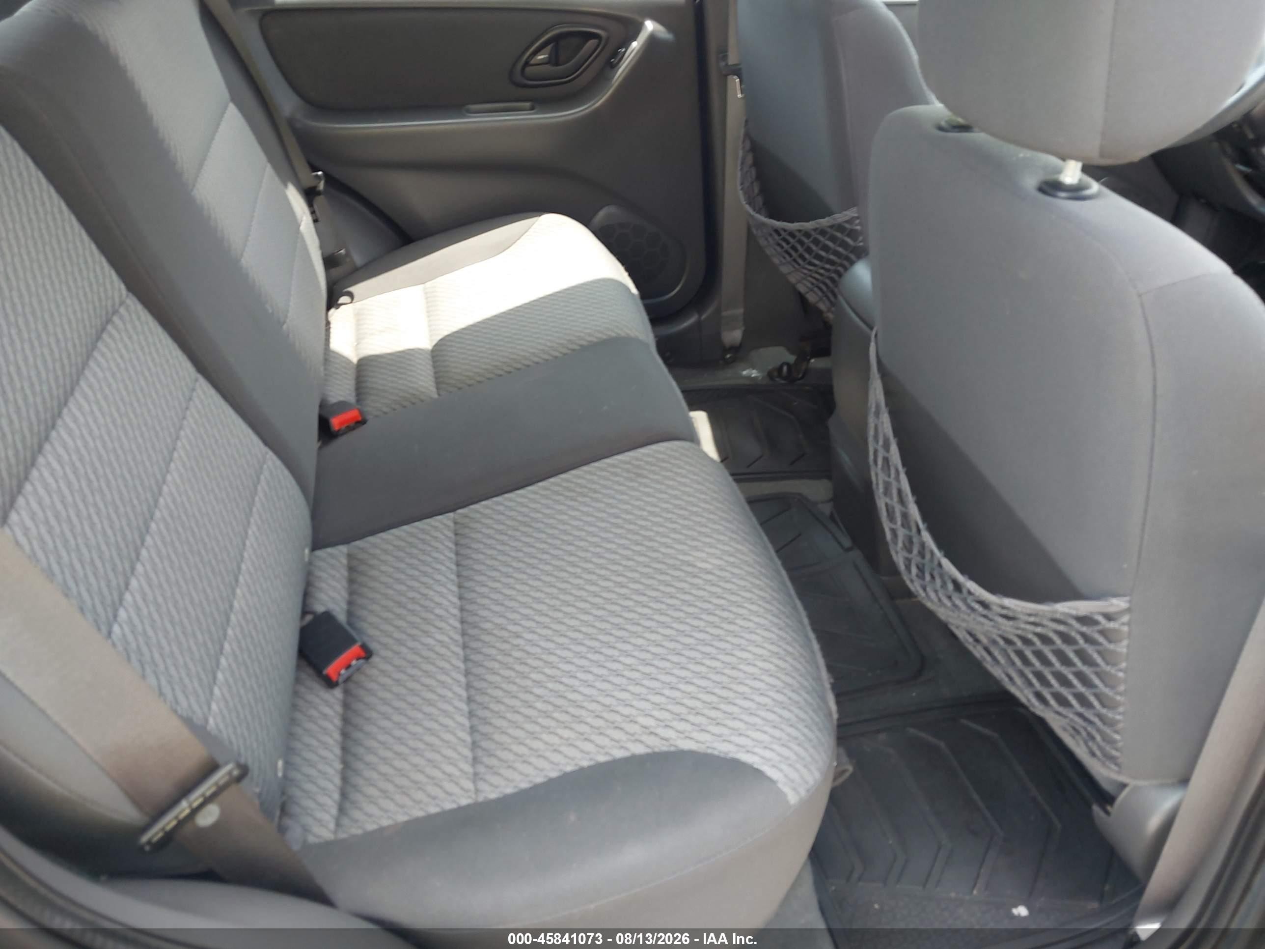 2004 Ford Escape Xlt Blue vin: 1FMYU93114KB42248