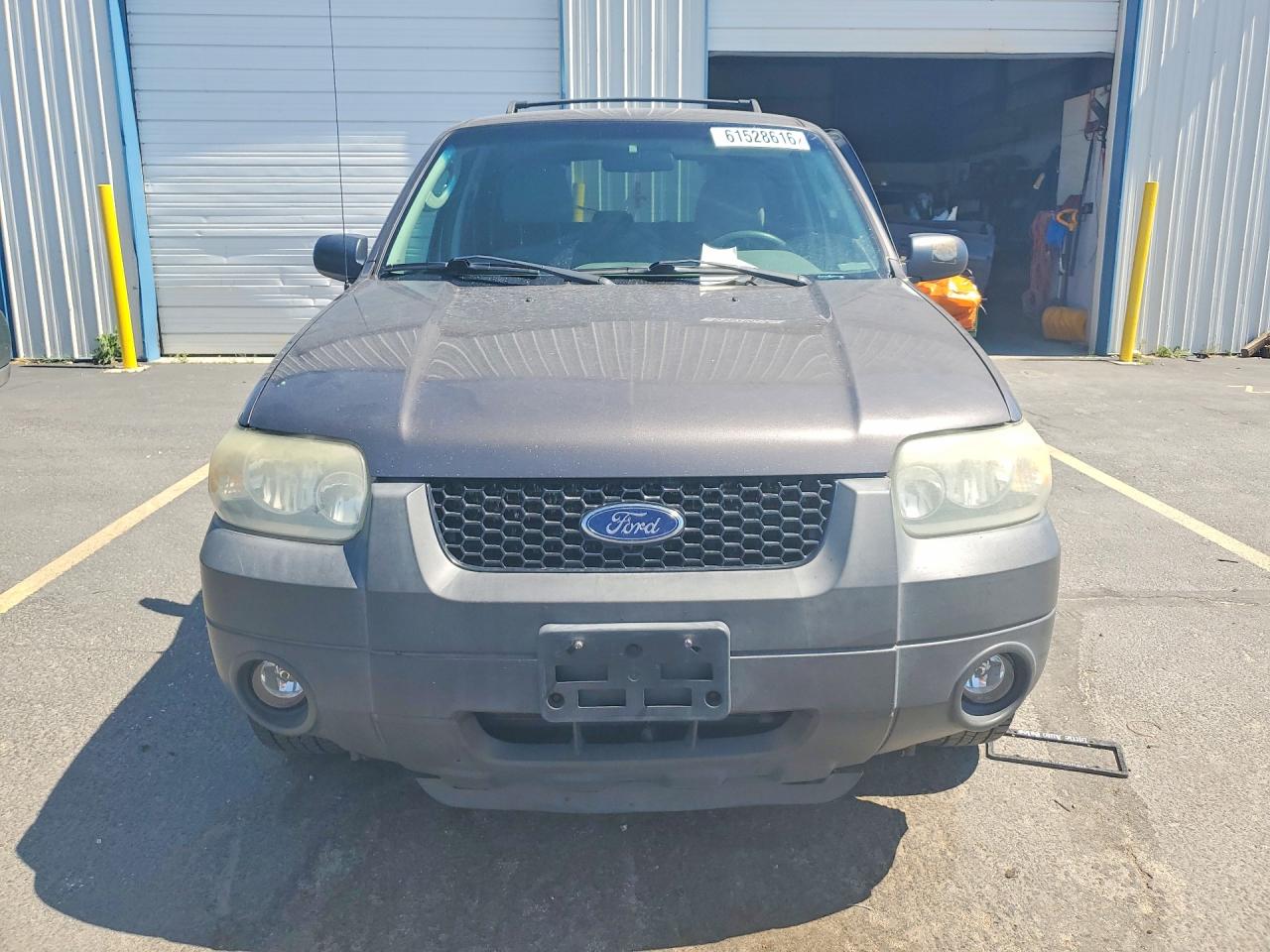 2005 Ford Escape Xlt Charcoal vin: 1FMYU93115KD85740