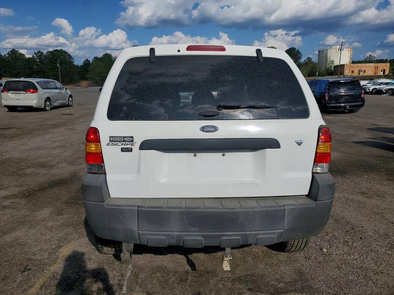 2006 Ford Escape Xlt White vin: 1FMYU93116KB09446