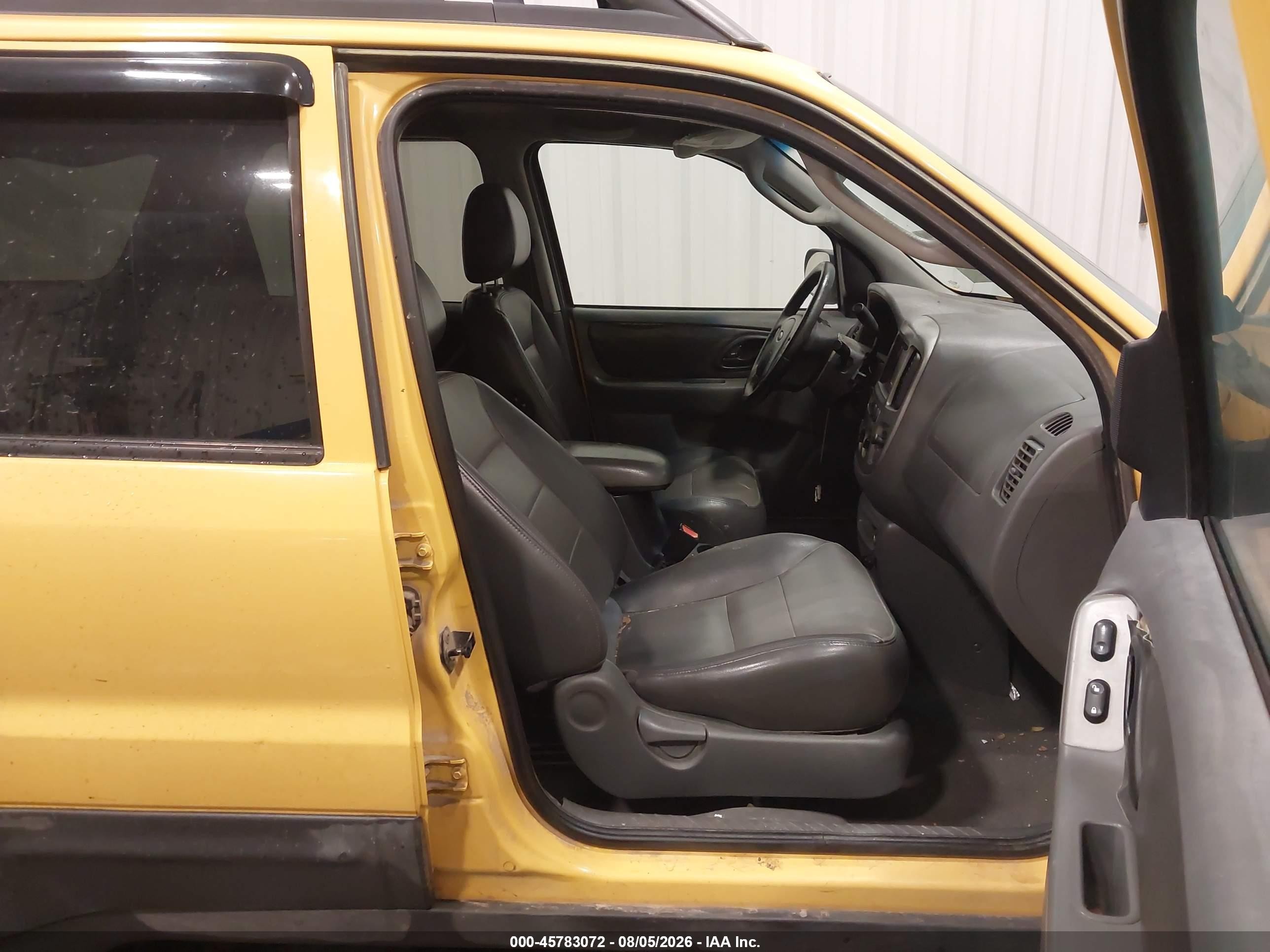 2003 Ford Escape Xlt White vin: 1FMYU93123KA10808