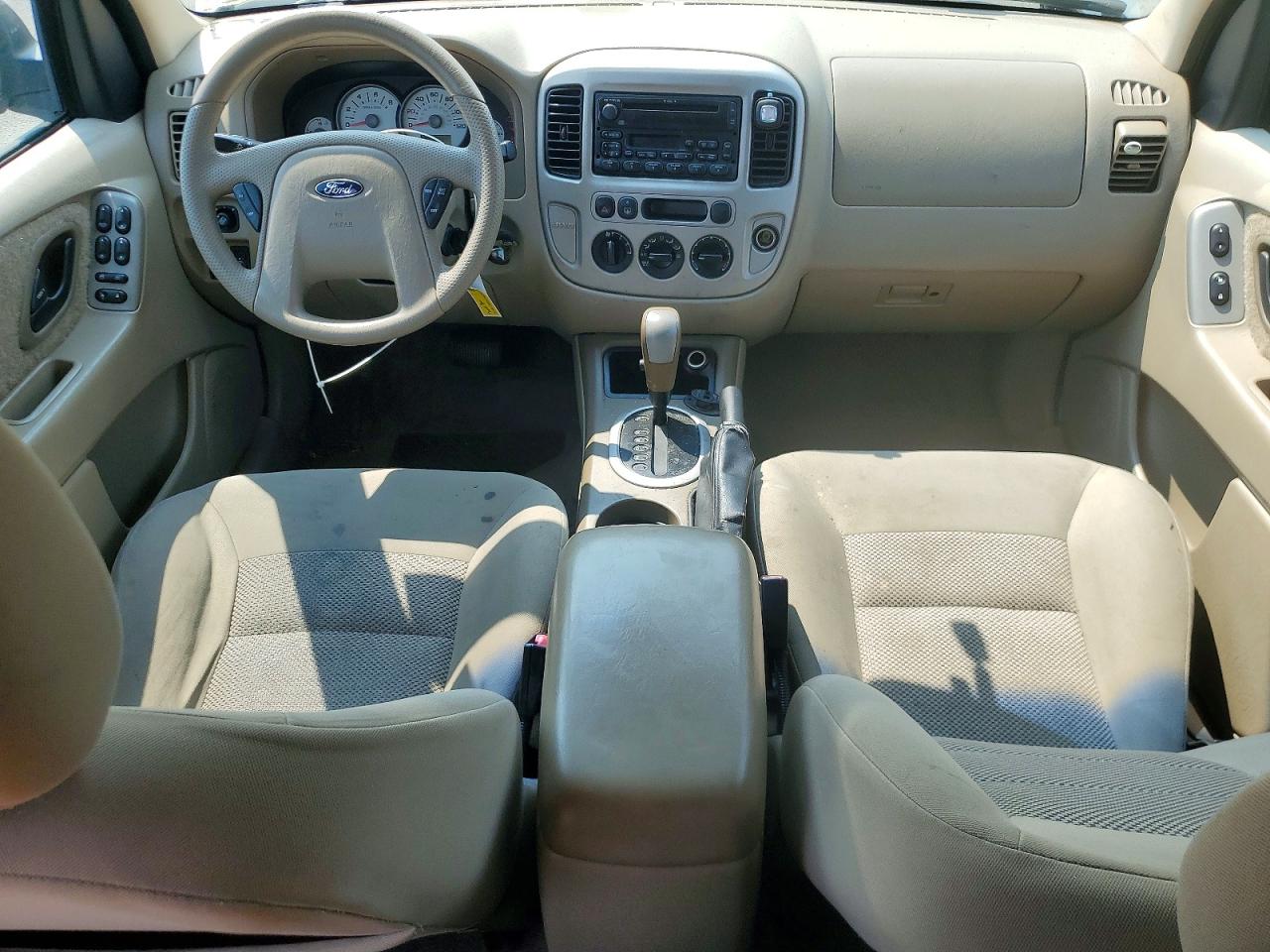 2005 Ford Escape Xlt Бежевый vin: 1FMYU93125KD74746