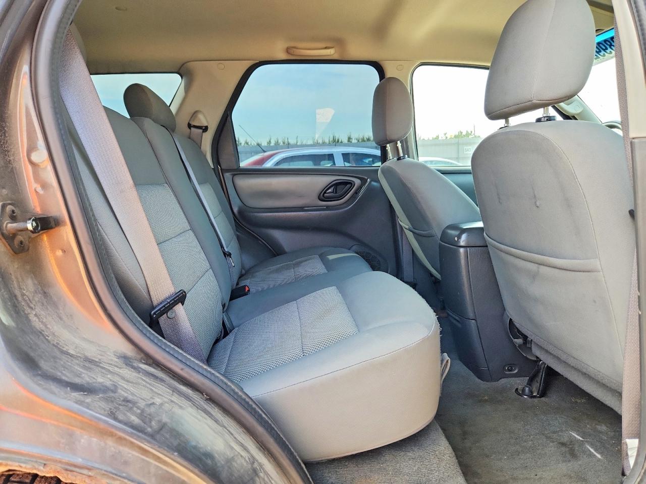 2007 Ford Escape Xlt Угольный vin: 1FMYU93127KA23189