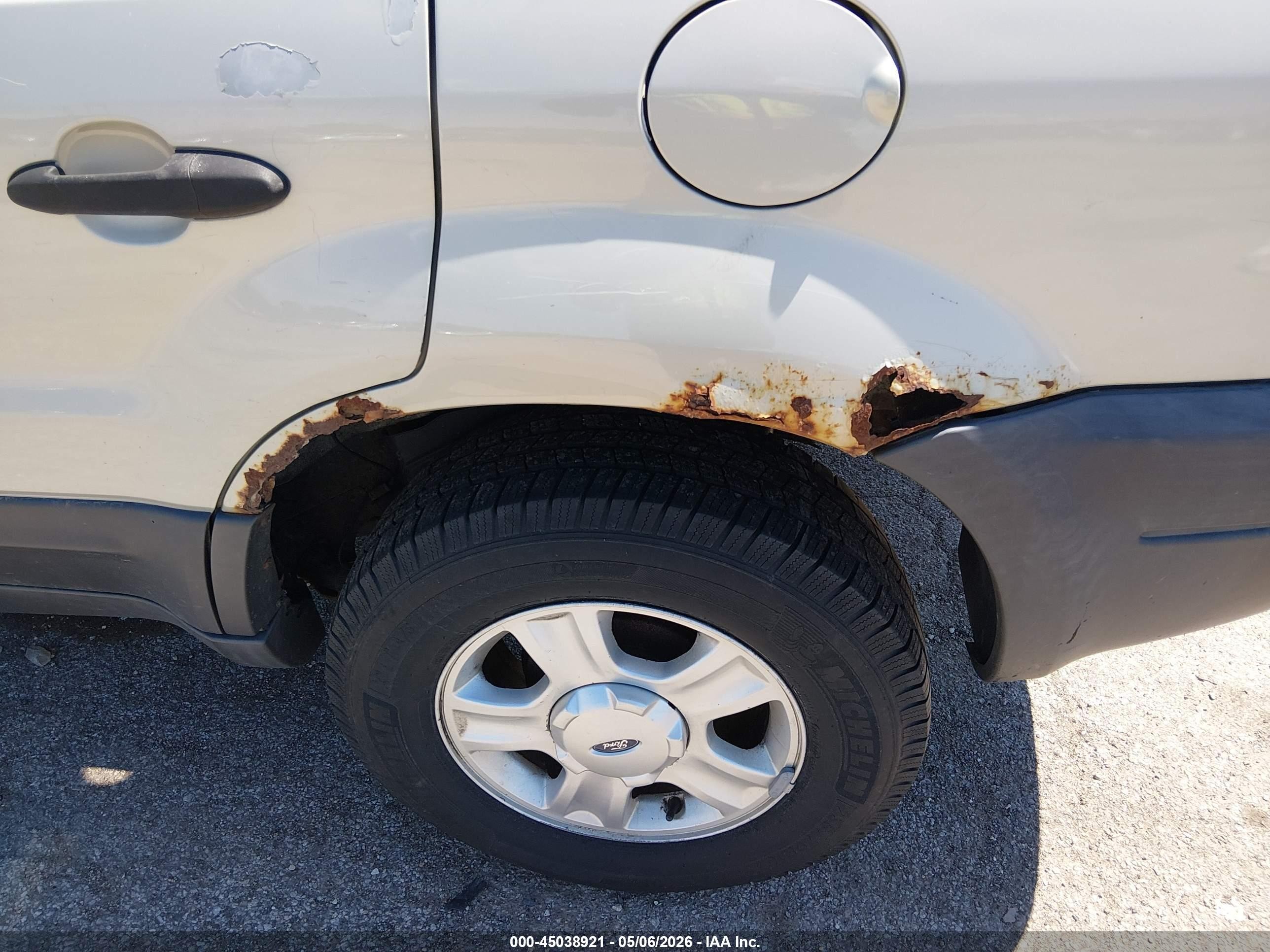 2003 Ford Escape Xlt Tan vin: 1FMYU93133KA24992