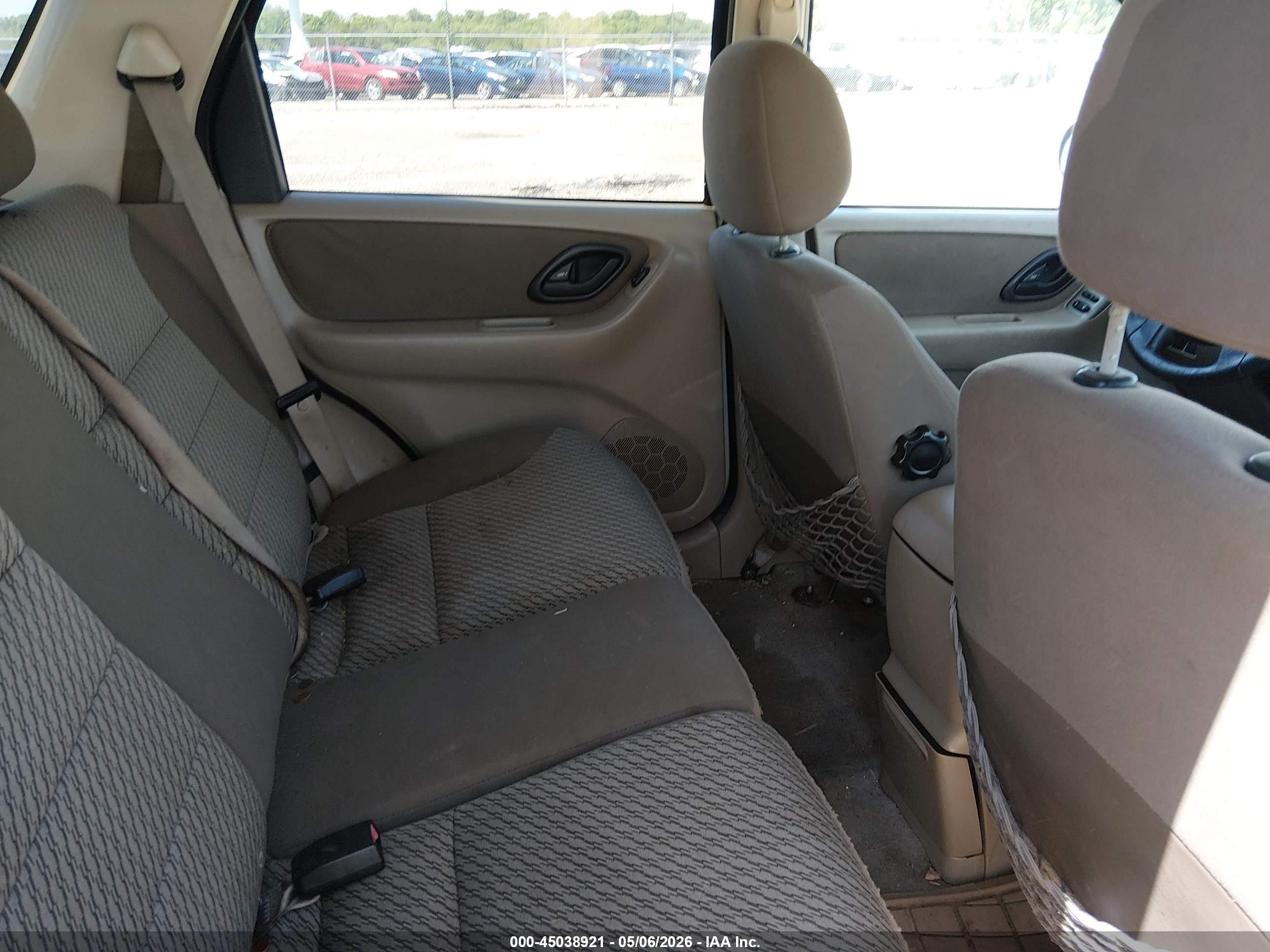 2003 Ford Escape Xlt Tan vin: 1FMYU93133KA24992
