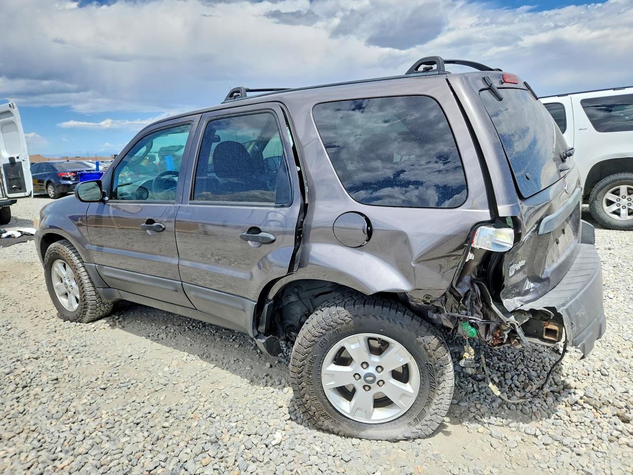 2005 Ford Escape Xlt Gray vin: 1FMYU93135KE09925