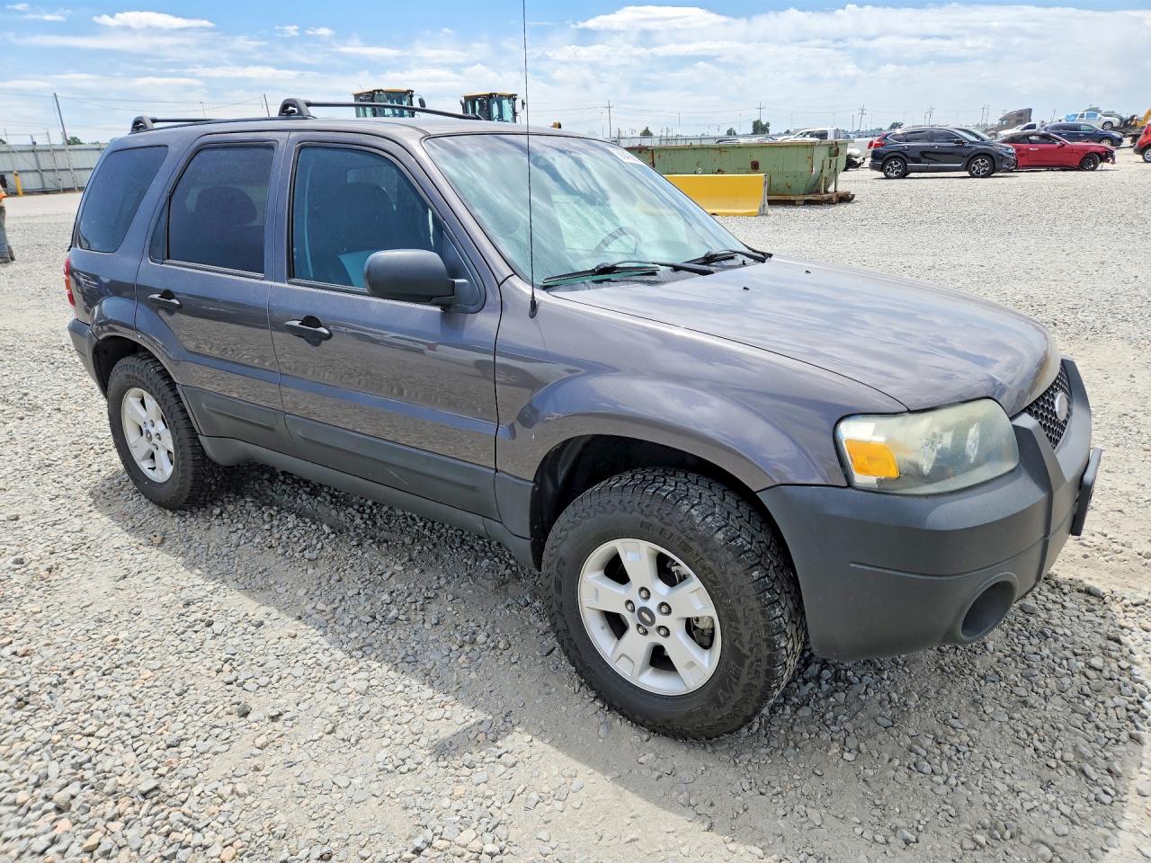 2005 Ford Escape Xlt Gray vin: 1FMYU93135KE09925
