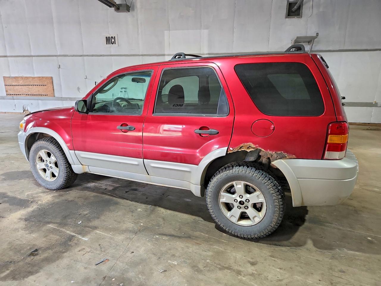 2007 Ford Escape Xlt Burgundy vin: 1FMYU93137KB68905