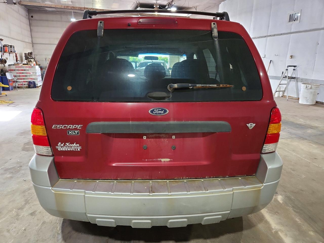 2007 Ford Escape Xlt Burgundy vin: 1FMYU93137KB68905