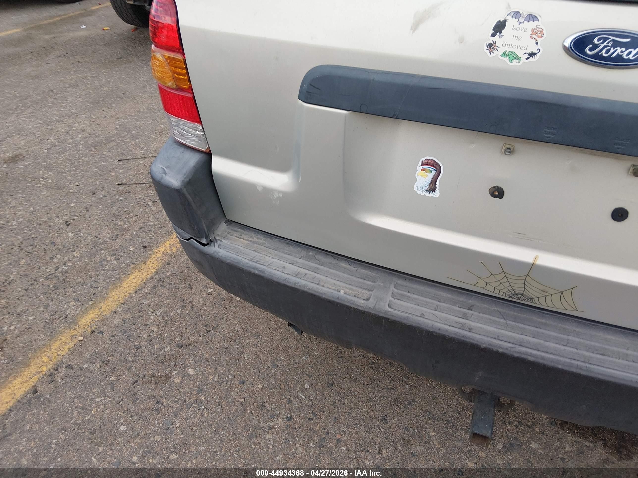 2003 Ford Escape Xlt Silver vin: 1FMYU93143KB24017