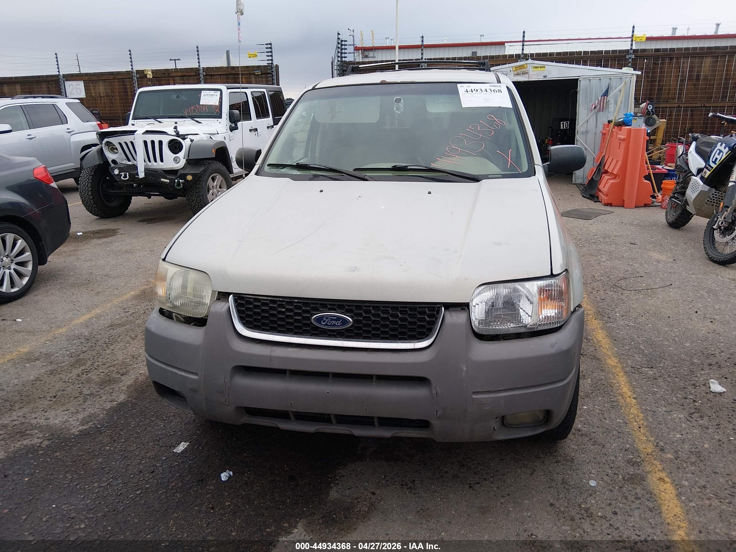 2003 Ford Escape Xlt Silver vin: 1FMYU93143KB24017