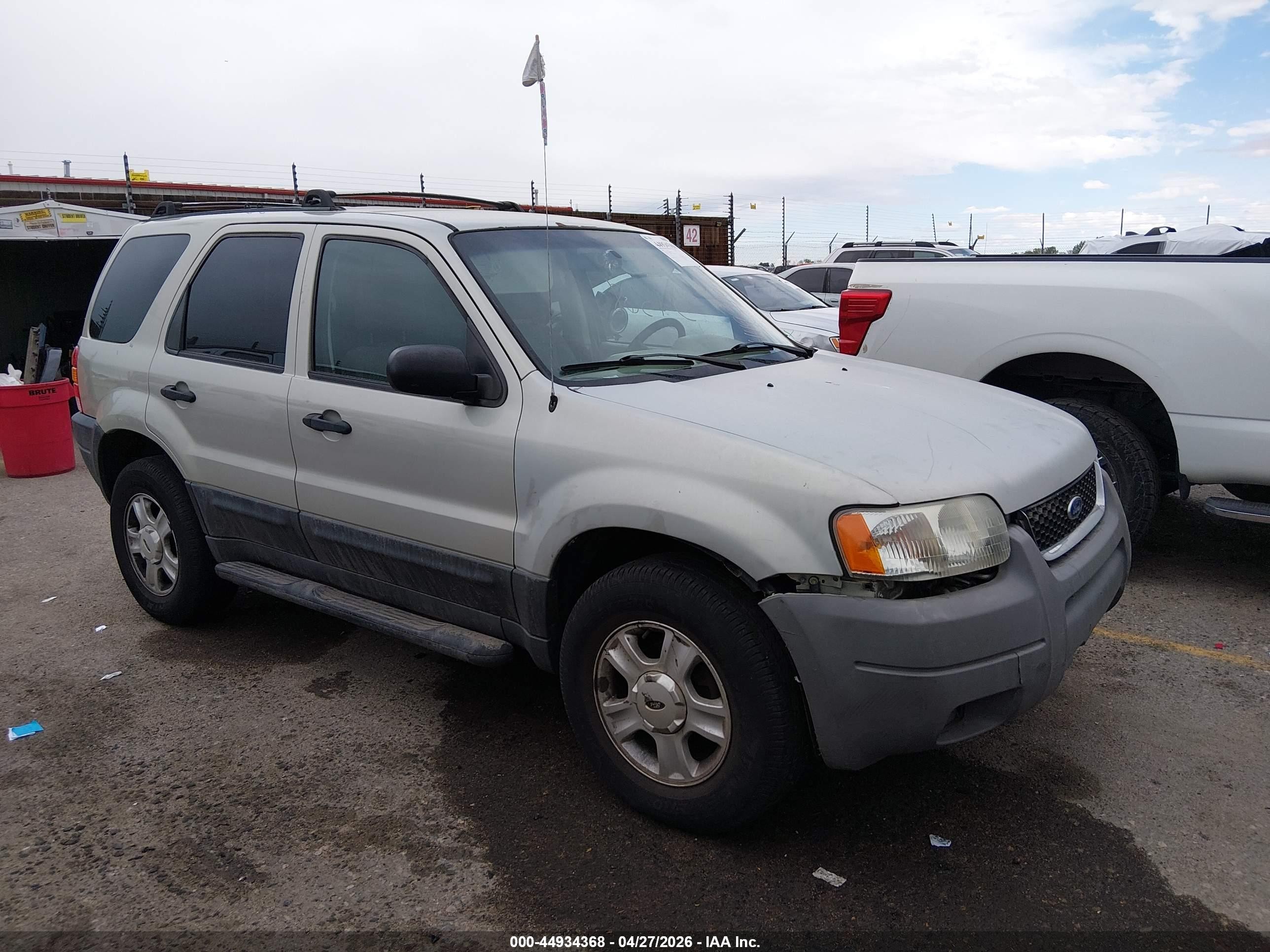 2003 Ford Escape Xlt Silver vin: 1FMYU93143KB24017