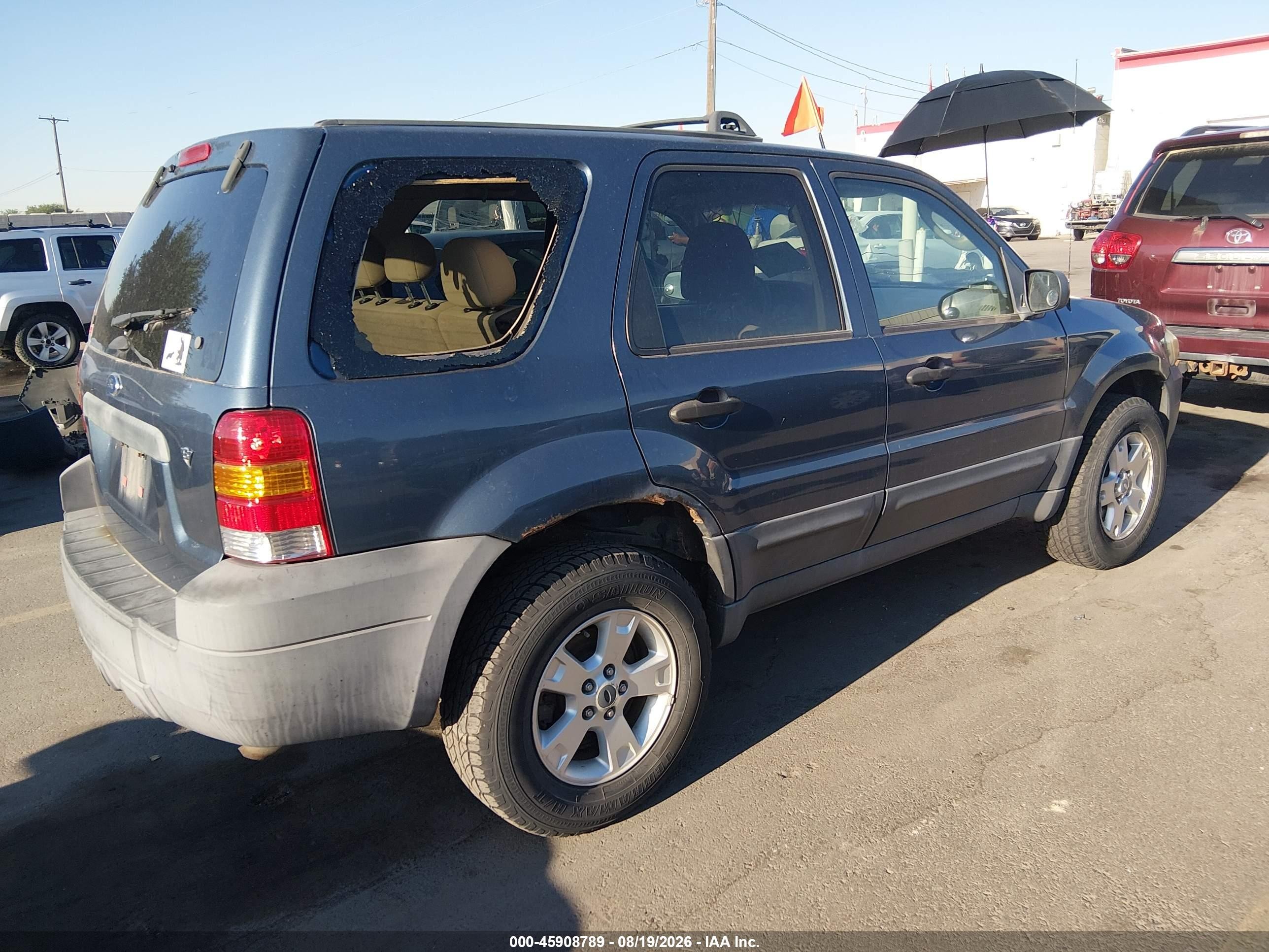 2005 Ford Escape Xlt Blue vin: 1FMYU93145KD73310