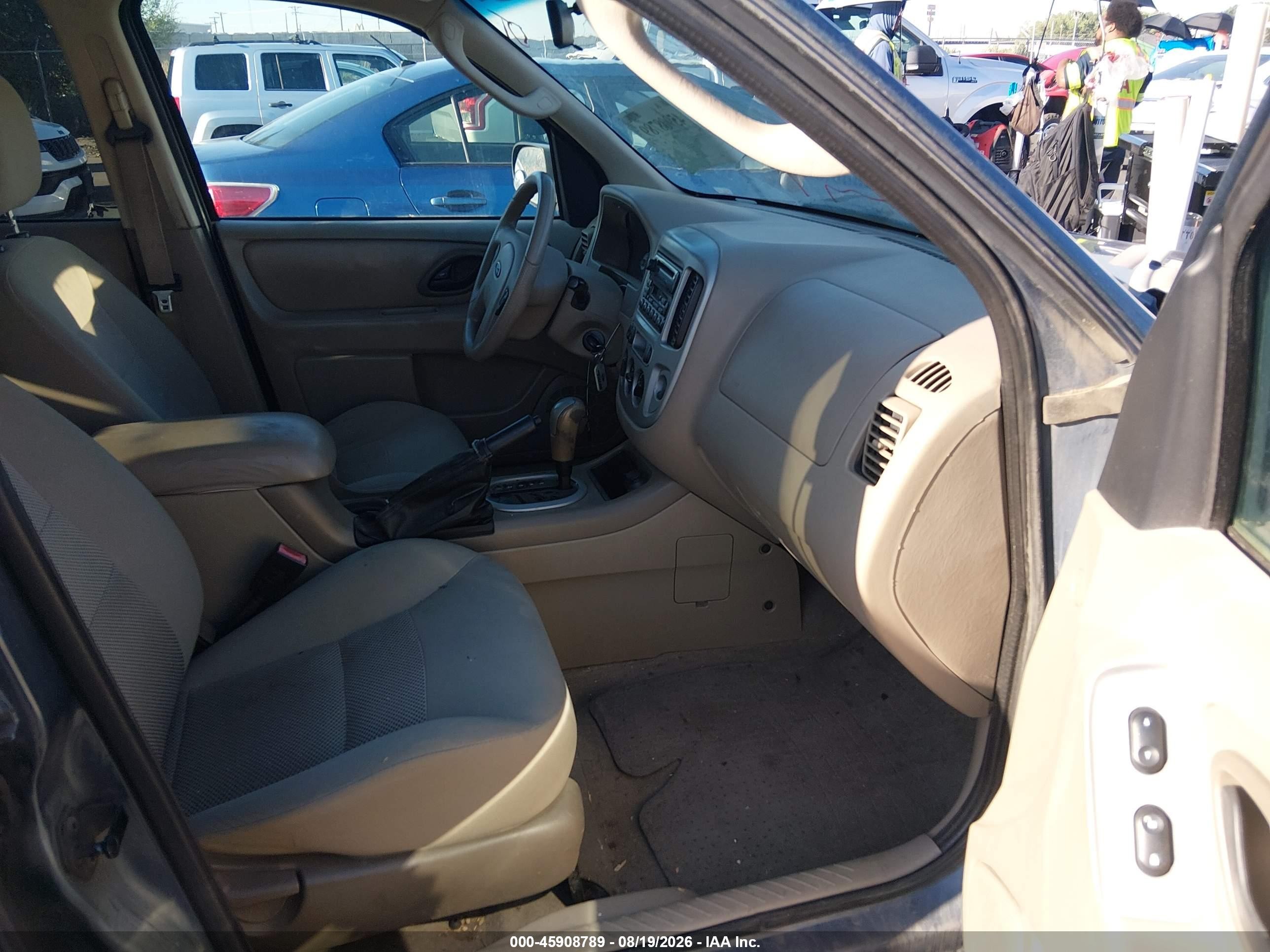 2005 Ford Escape Xlt Blue vin: 1FMYU93145KD73310
