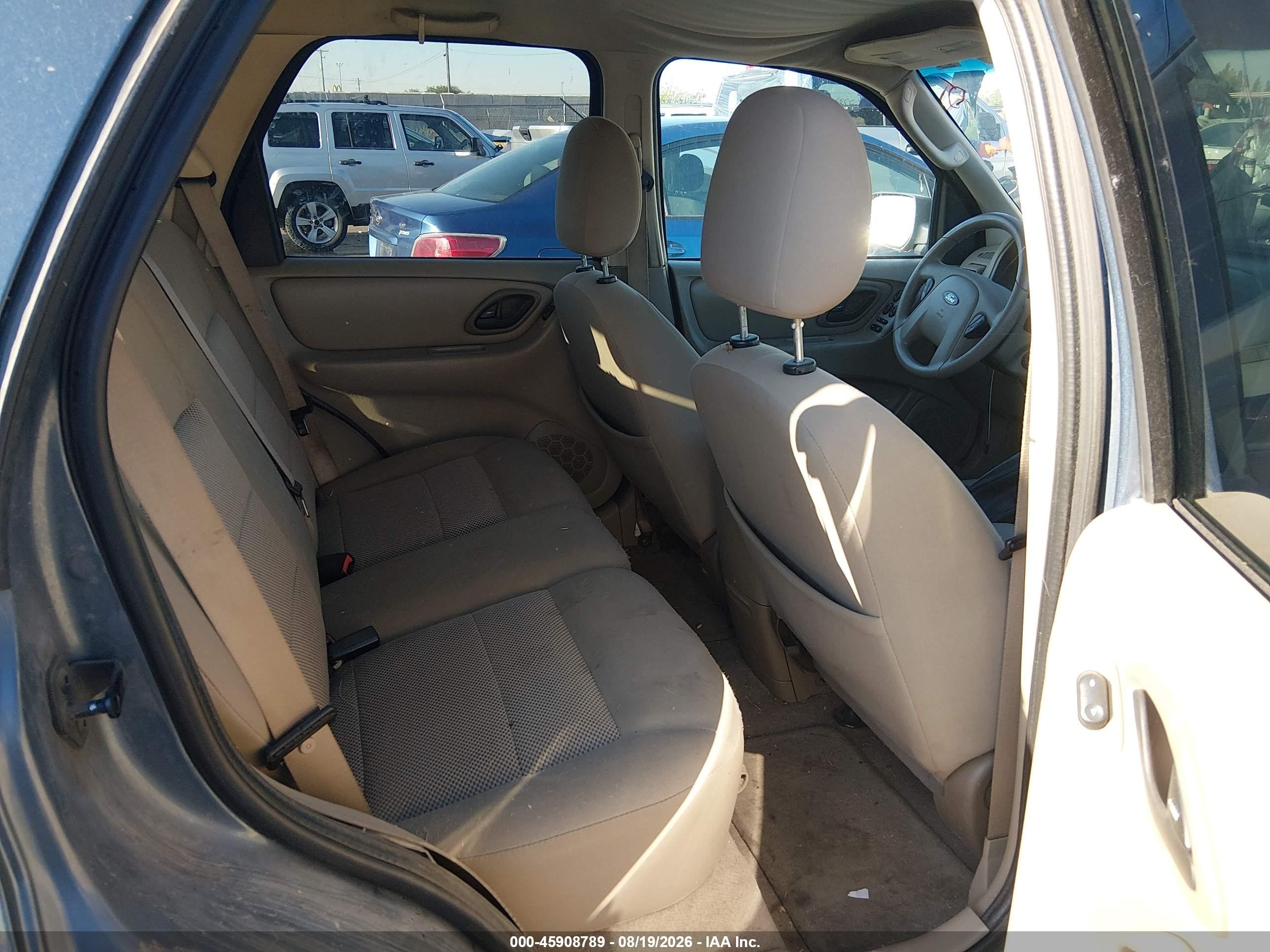 2005 Ford Escape Xlt Blue vin: 1FMYU93145KD73310