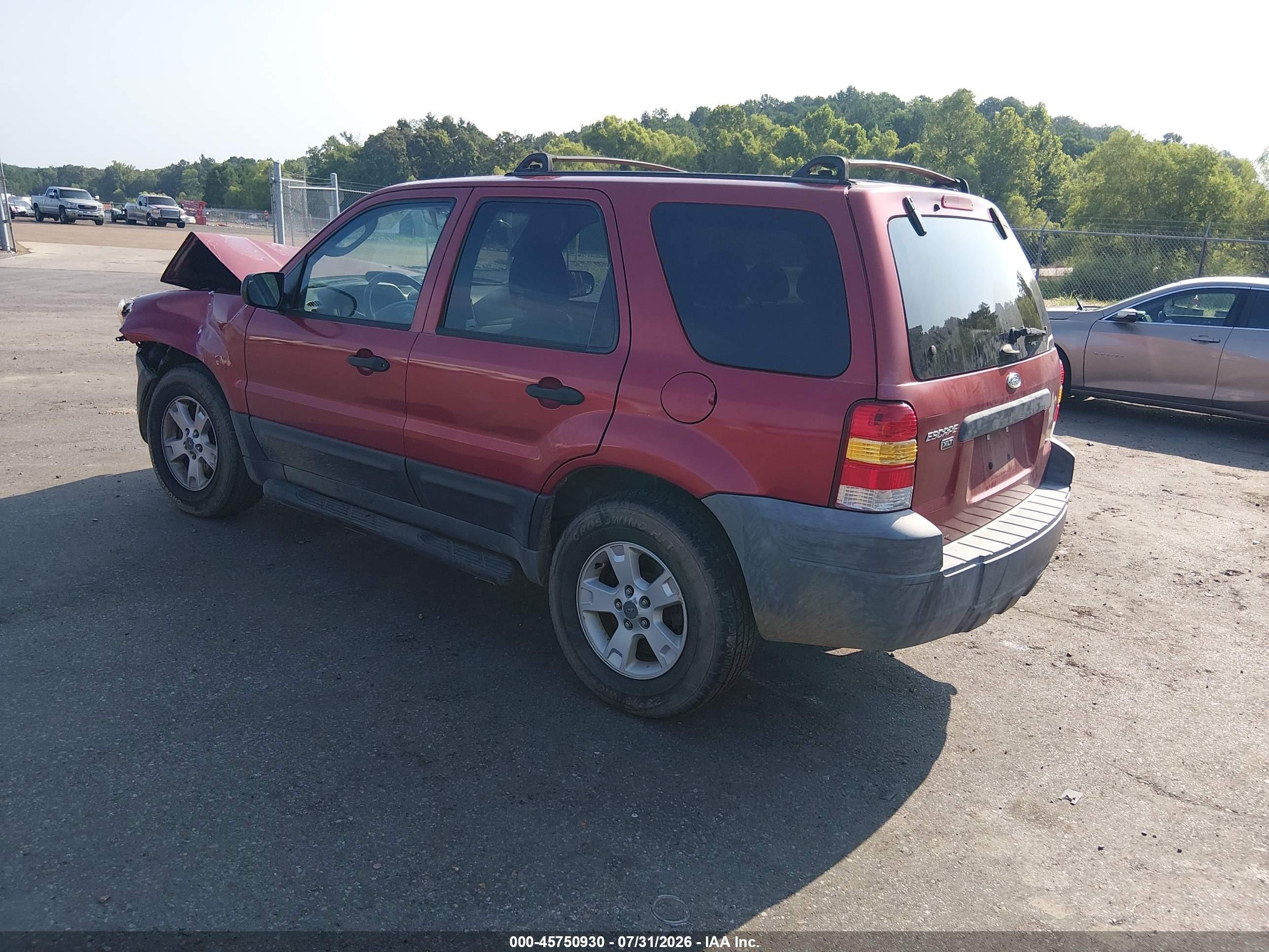 2005 Ford Escape Xlt Red vin: 1FMYU93155DA07571