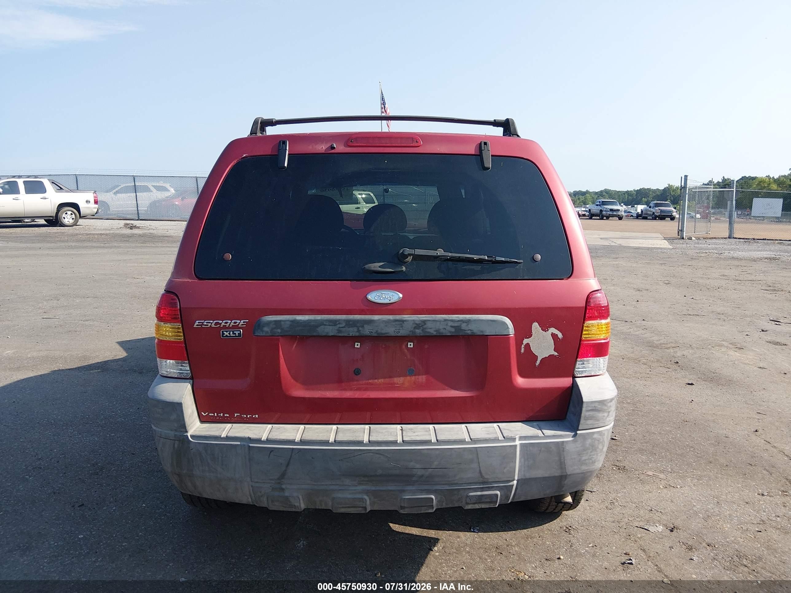 2005 Ford Escape Xlt Red vin: 1FMYU93155DA07571