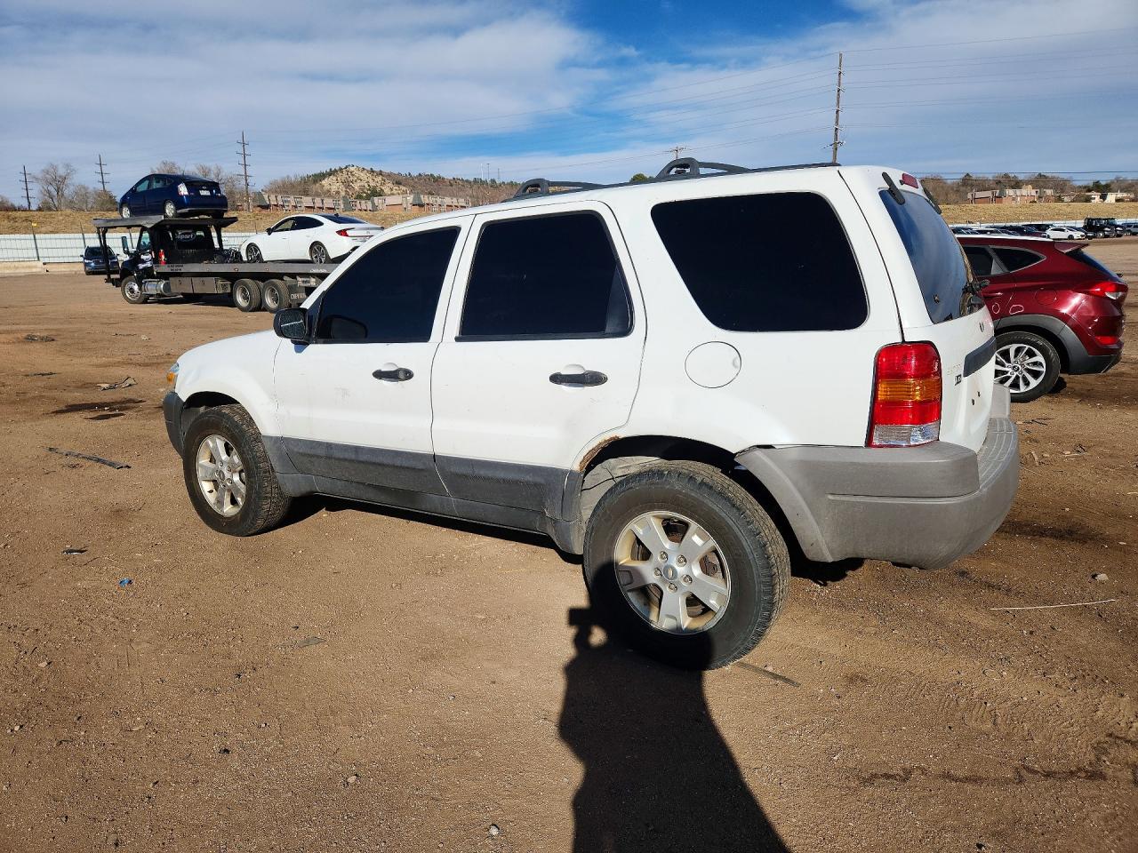 2006 Ford Escape Xlt White vin: 1FMYU93156KA22553