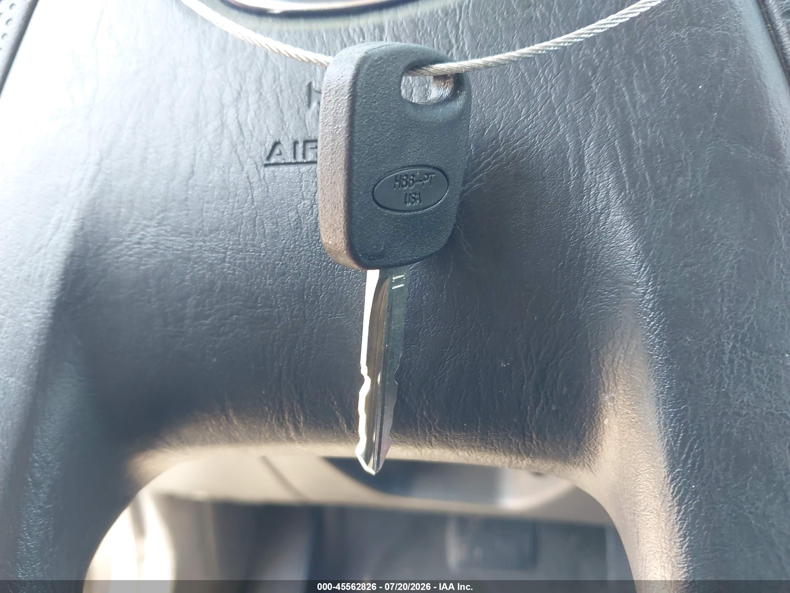 2004 Ford Escape Xlt Gray vin: 1FMYU93164KA98571